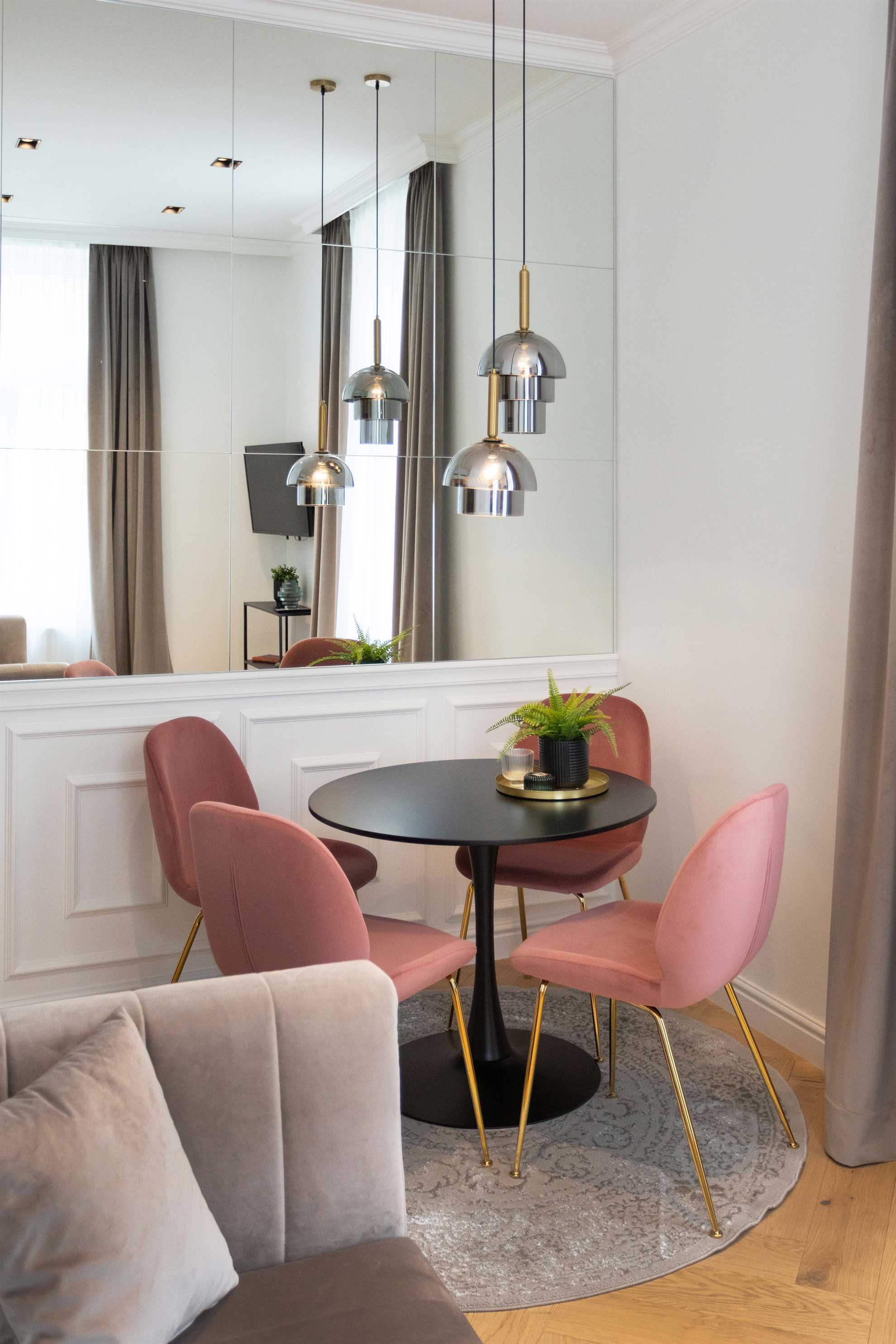 Apartment 6