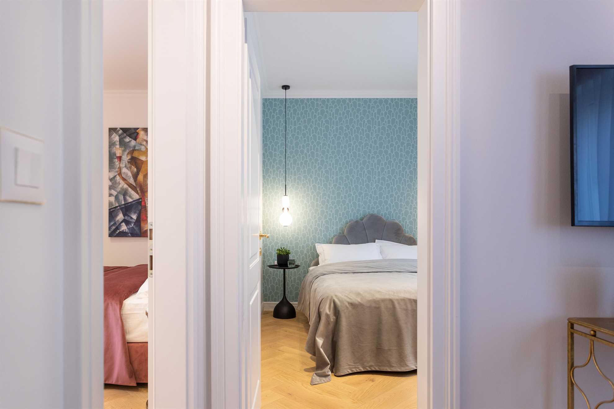 Apartment 7