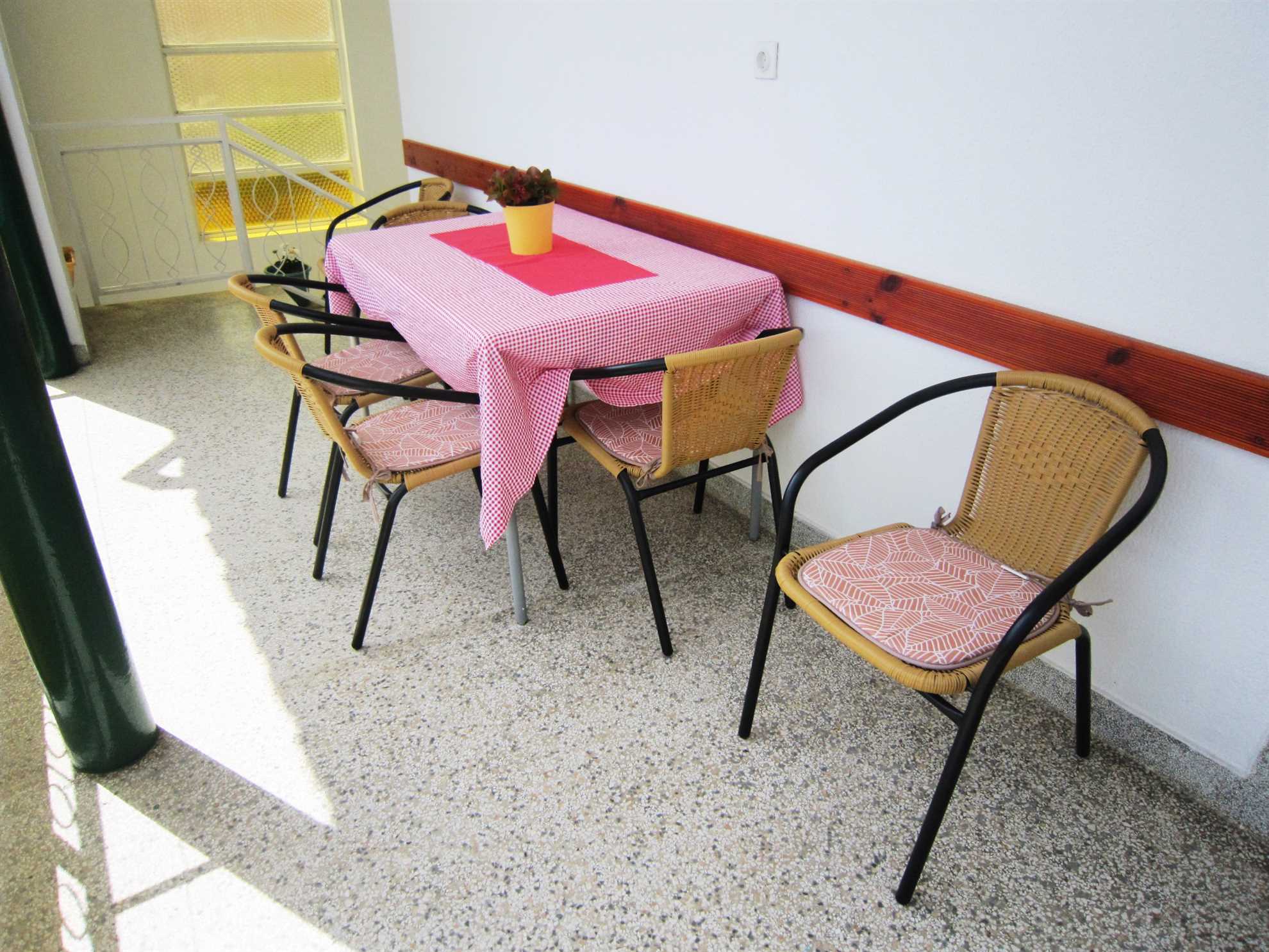 Ruža 4+1 (1003-RVR)