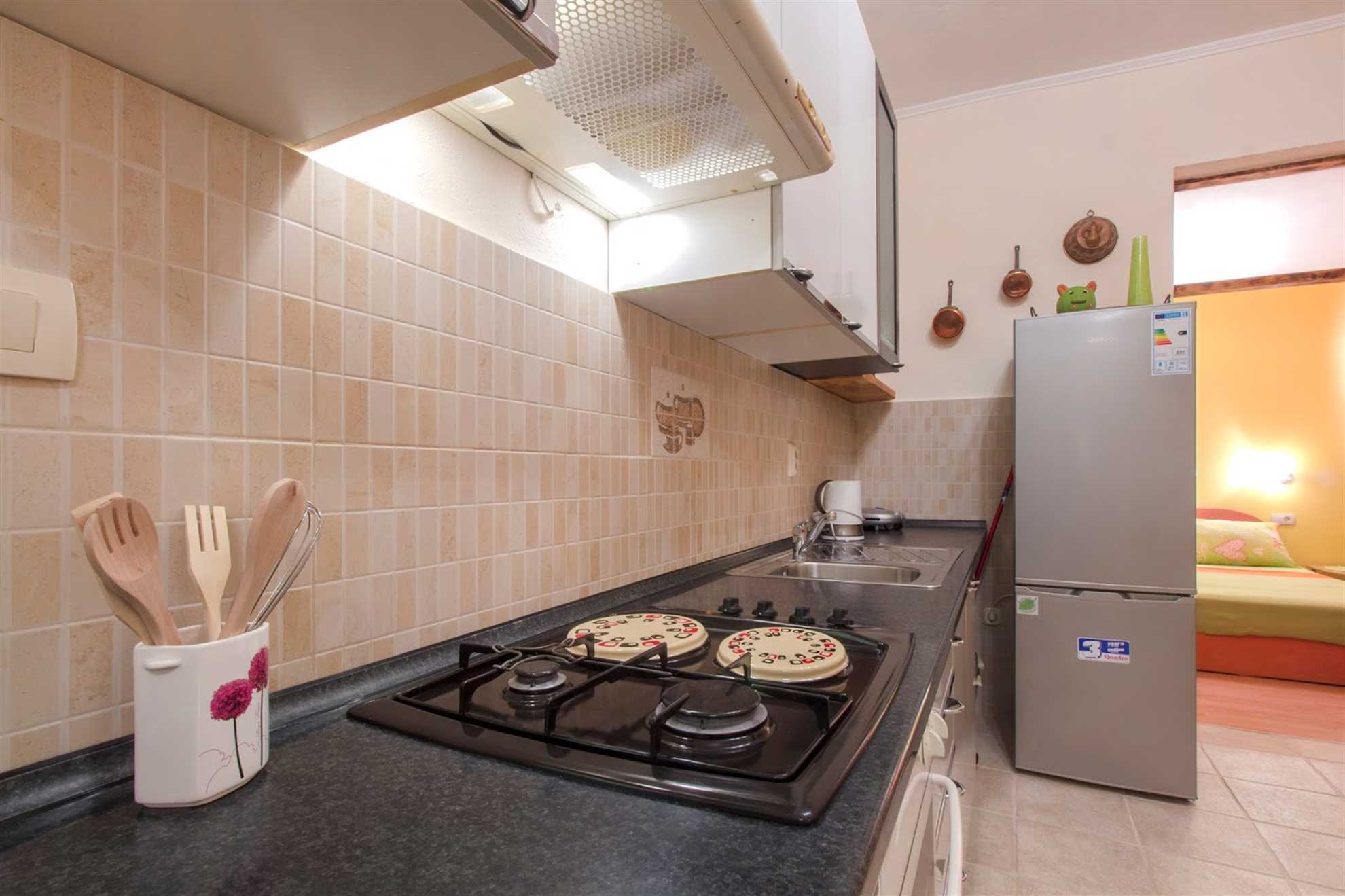 Ugodan apartman s balkonom, blizu plaže!