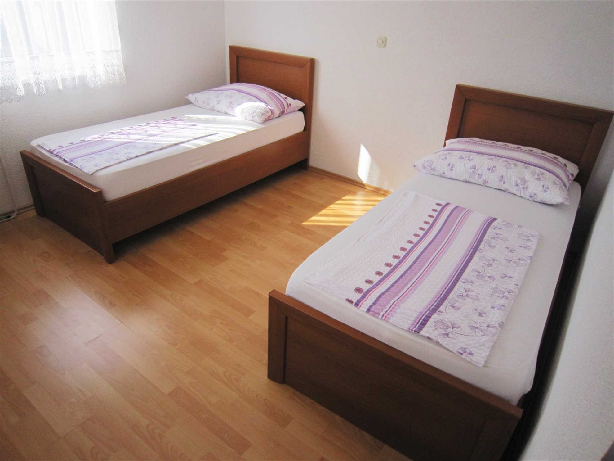 Apartman Milić br.2 (1015-MVI-A2)