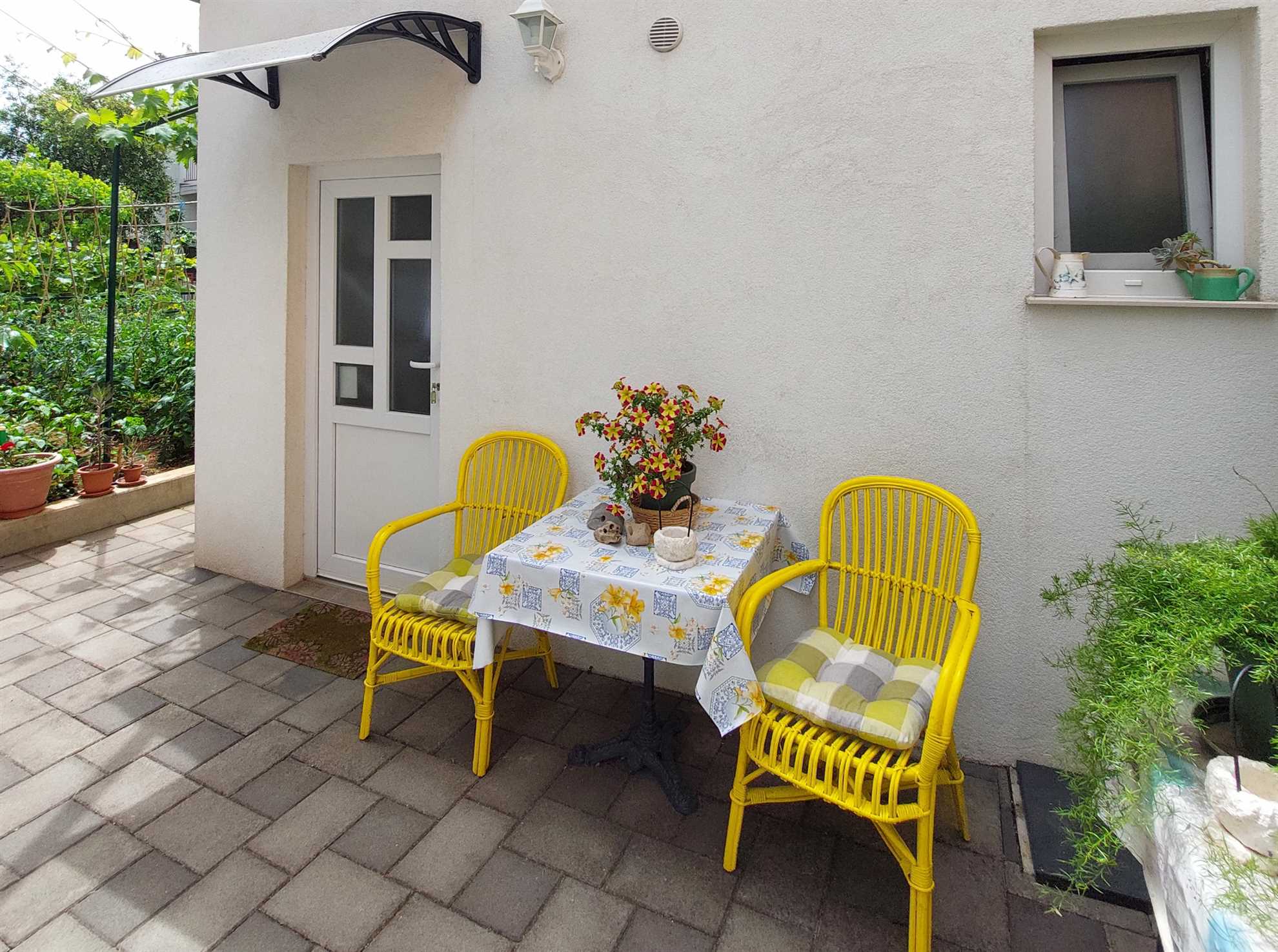 Apartment Garden house studio
