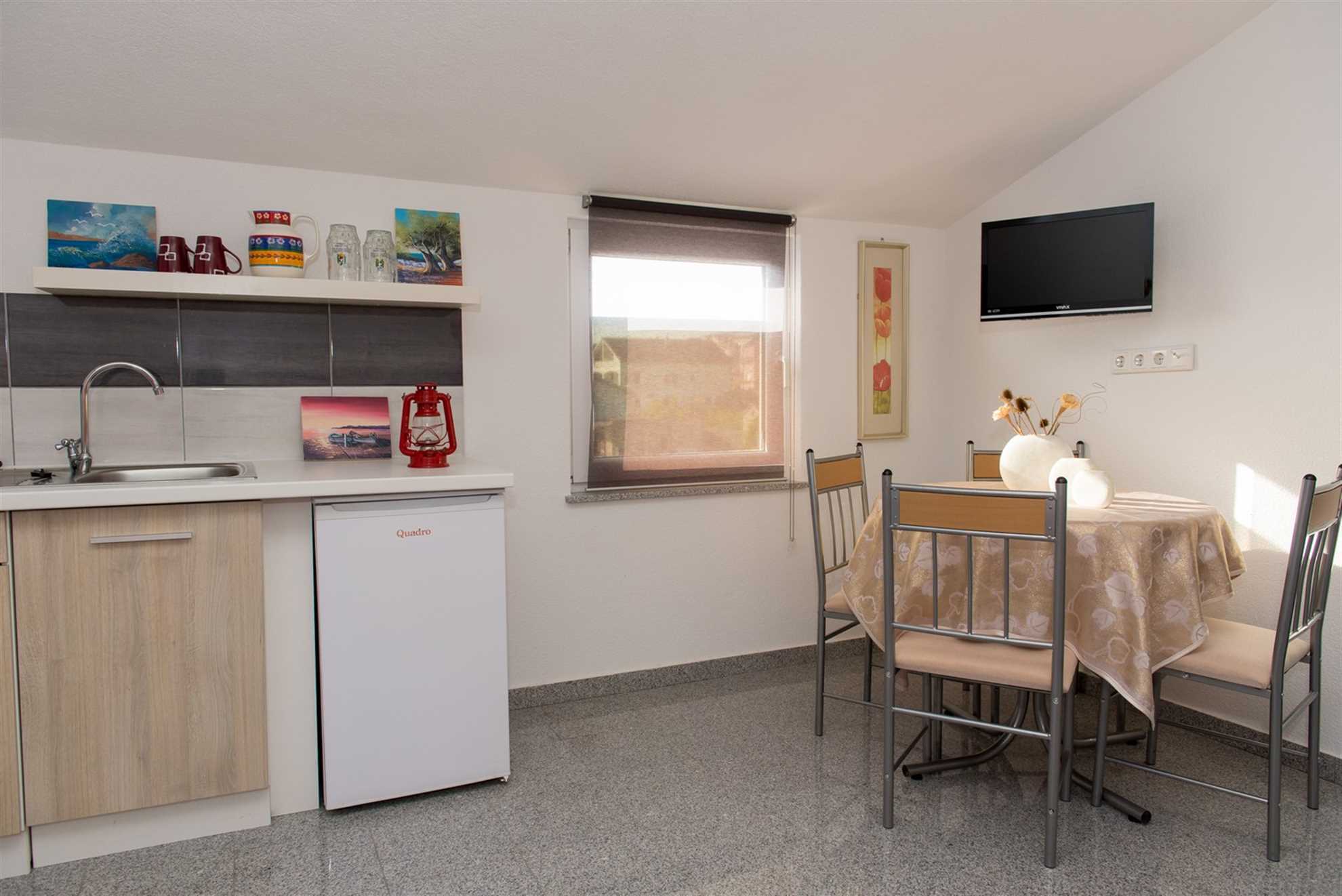 Apartment Silva Orange (1030-SVM-A1)