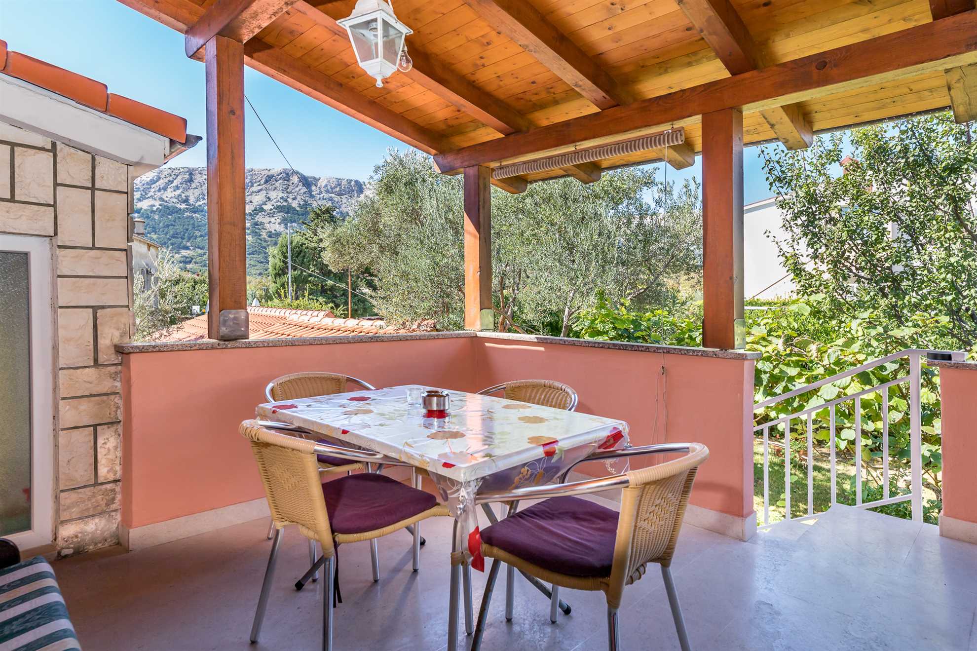 Apartment Nadica with terrace, wifi and air conditon