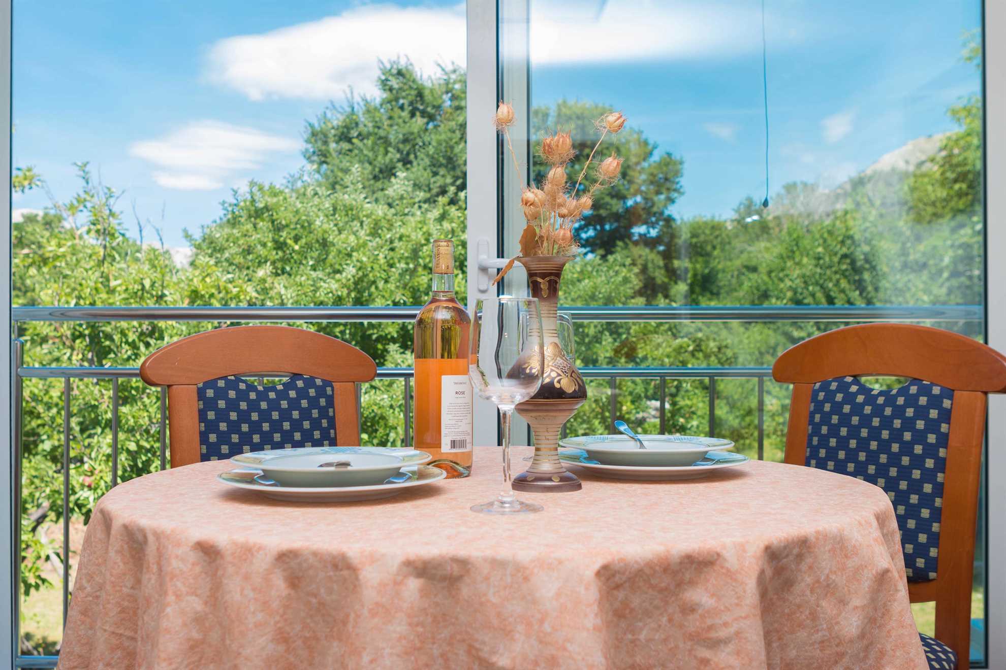 Goran - Nice apartment with balcony