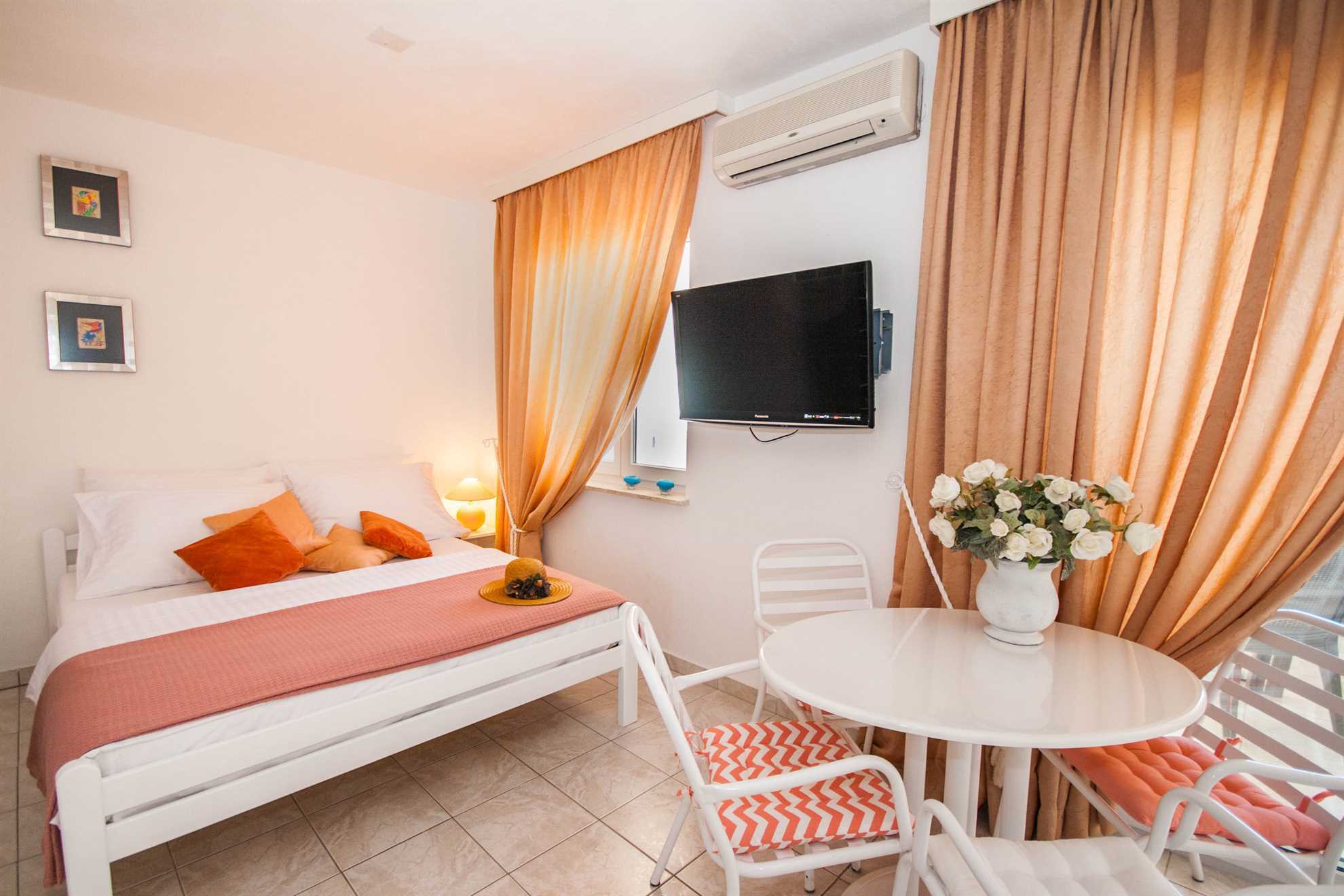 Dubravka, studio with sea view