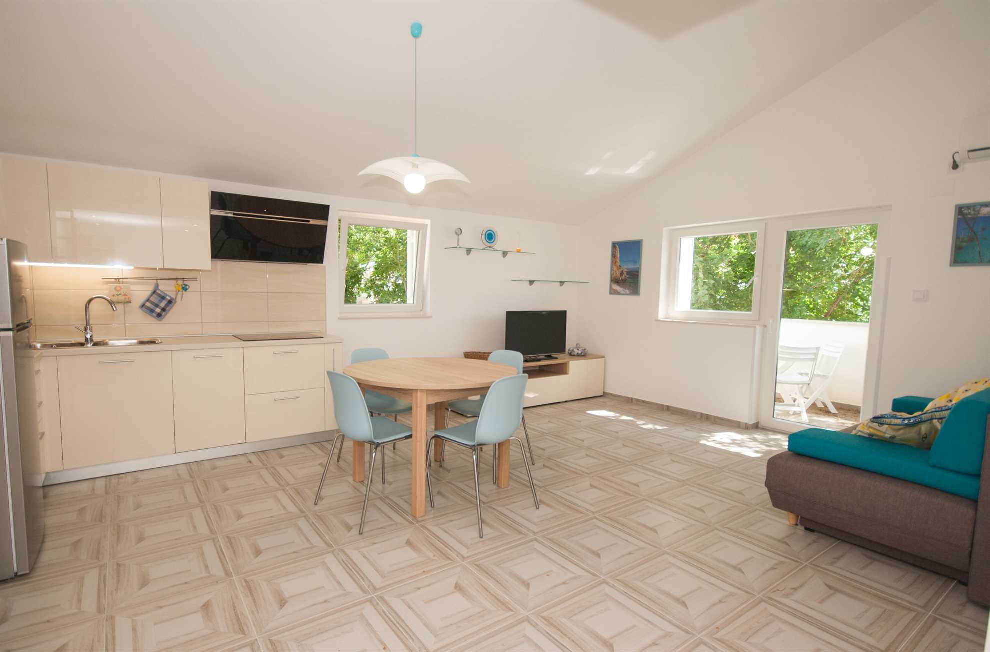 Apartment Gemma in centre of Baska