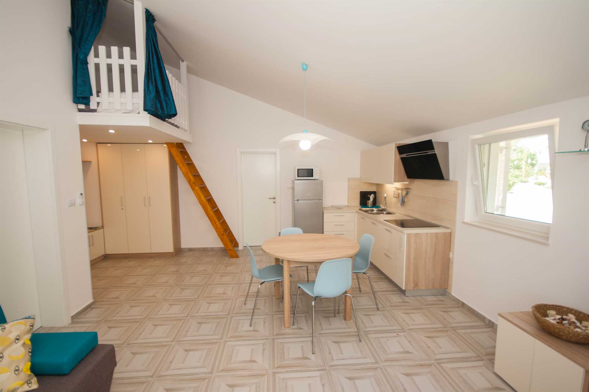 Apartment Gemma in centre of Baska