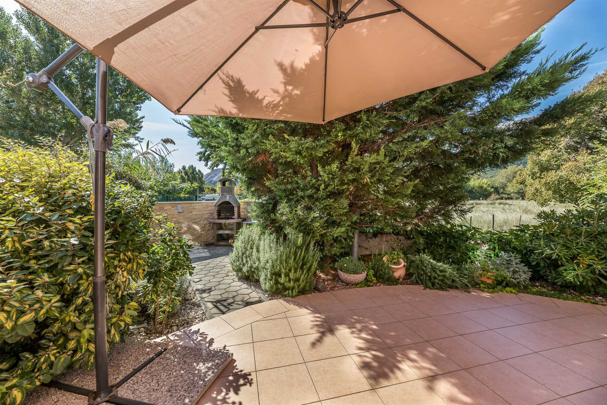 Apartment Lovorka 2 with terrace and barbeque