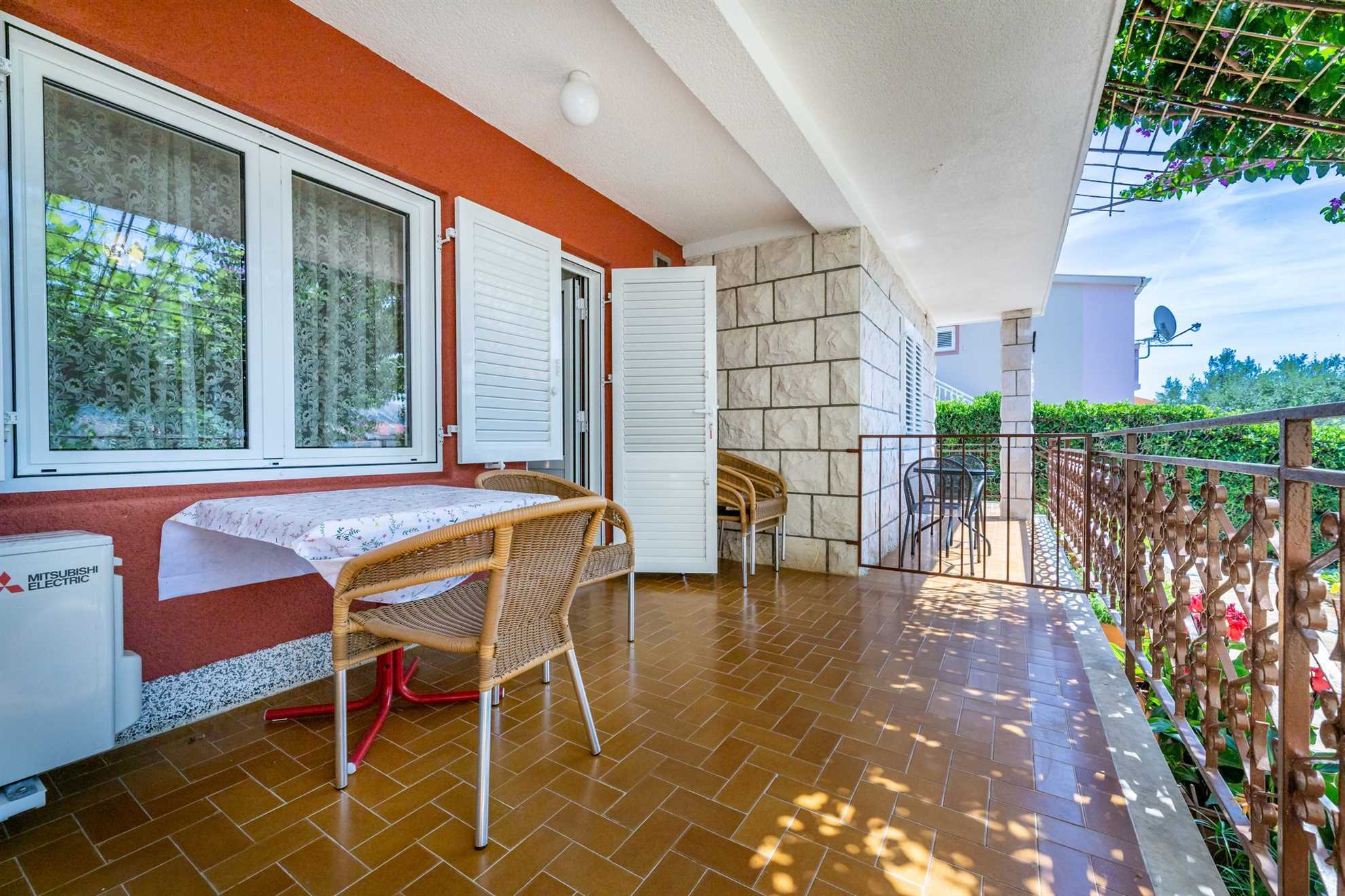 Sale Marija 2  - Room Baska Krk – cosy double room for 2 with AC, fridge & balcony near beach