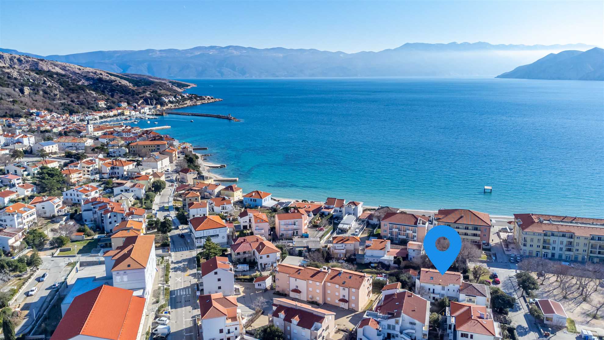 2-bedroom Cozy Haven for 4+2 person, with terrace and parking