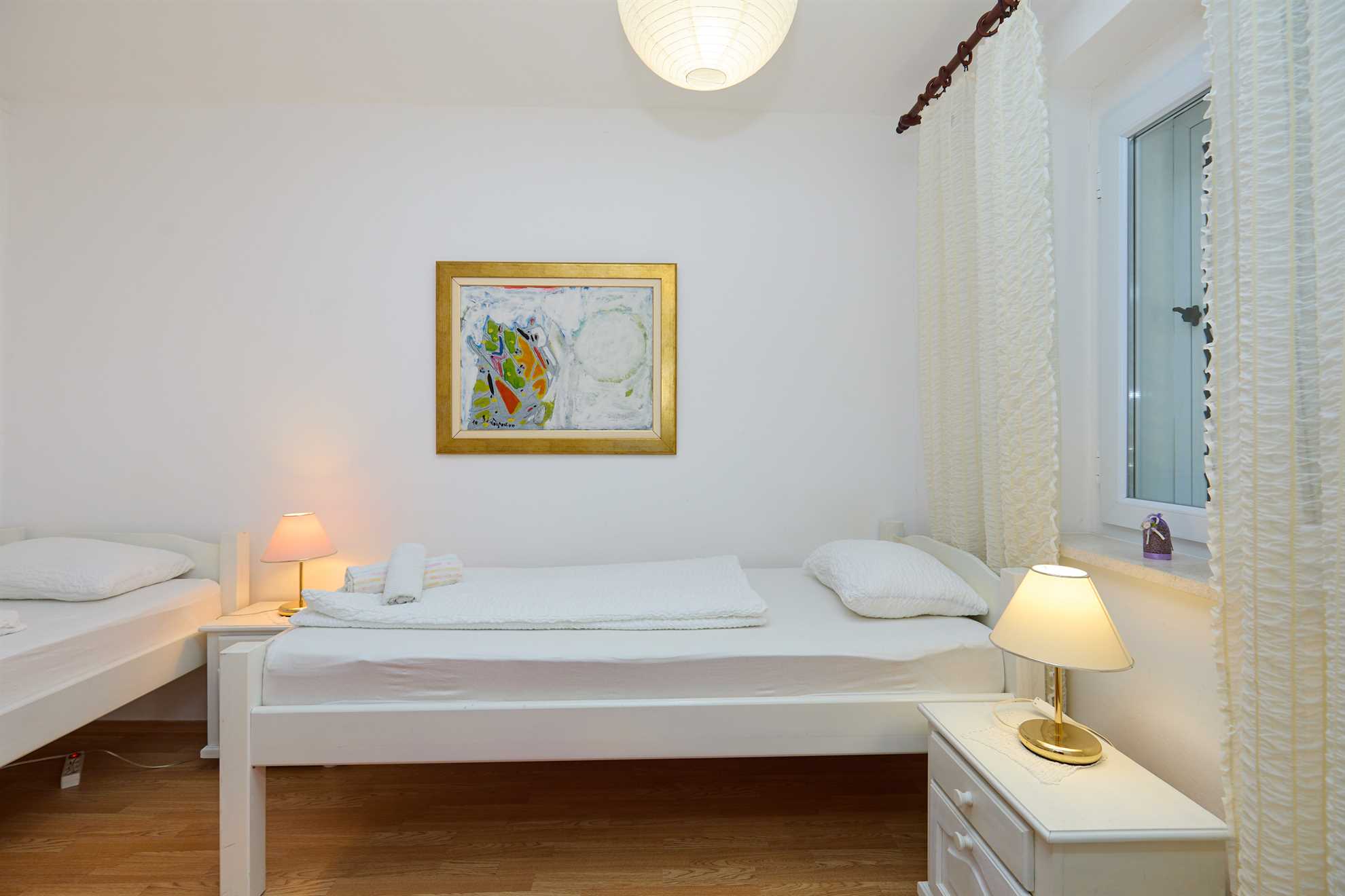 KABLAR'S SUNNY SUITES 2BR apartment with terrace