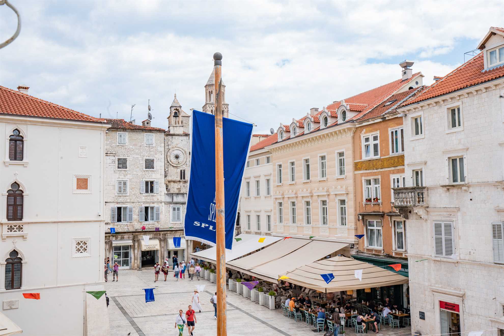ST5 Pjaca Livo Novi