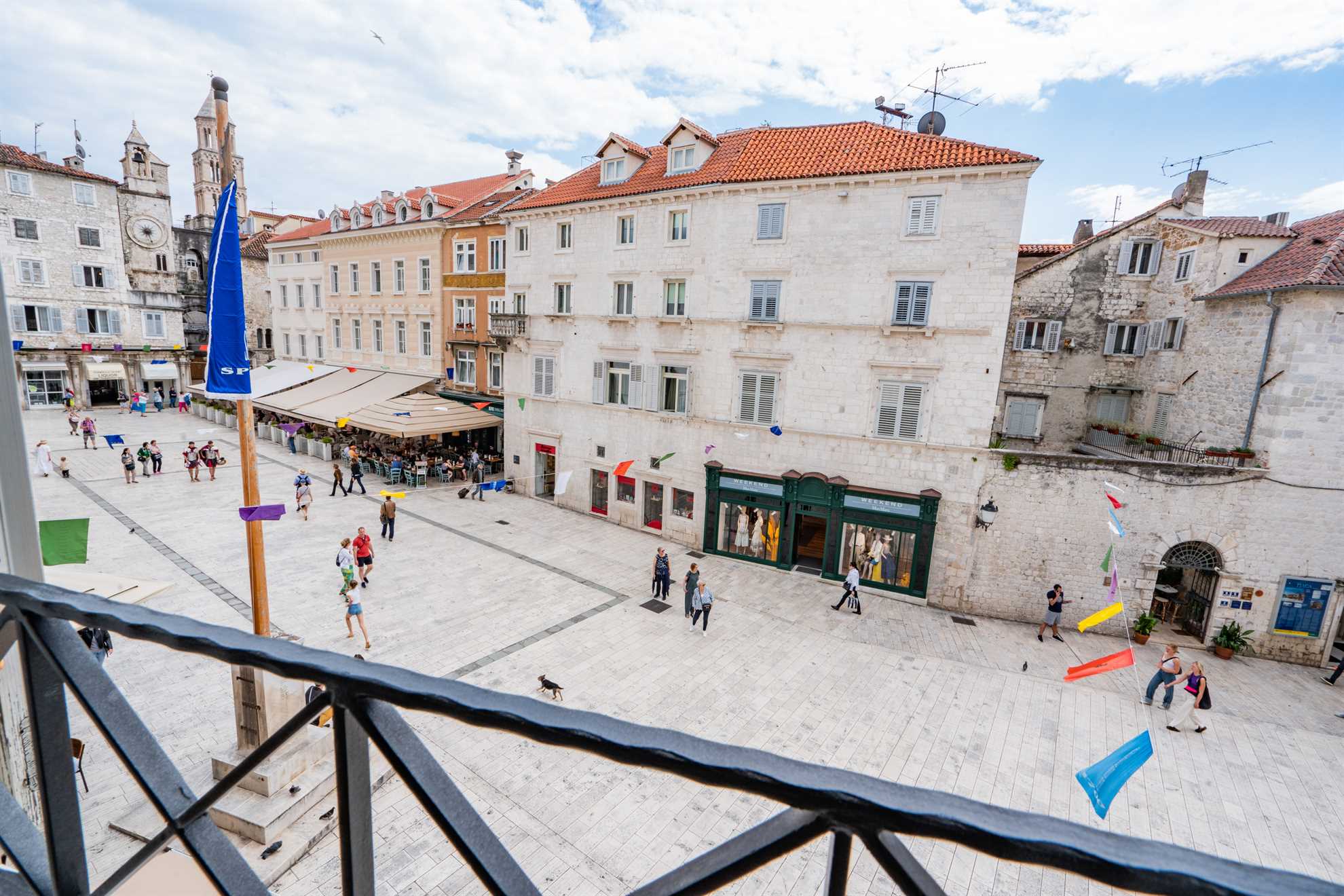 ST5 Pjaca Livo Novi