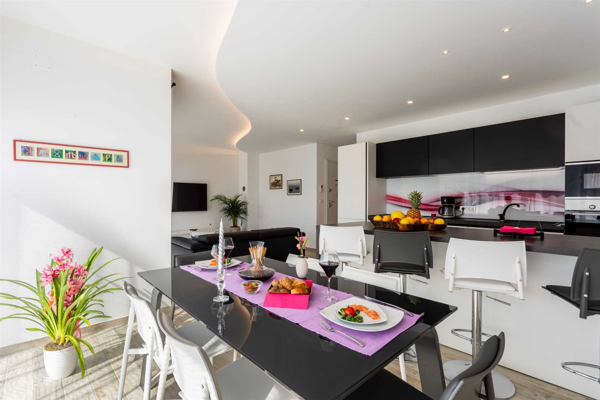 Apartment with Sea View 2B