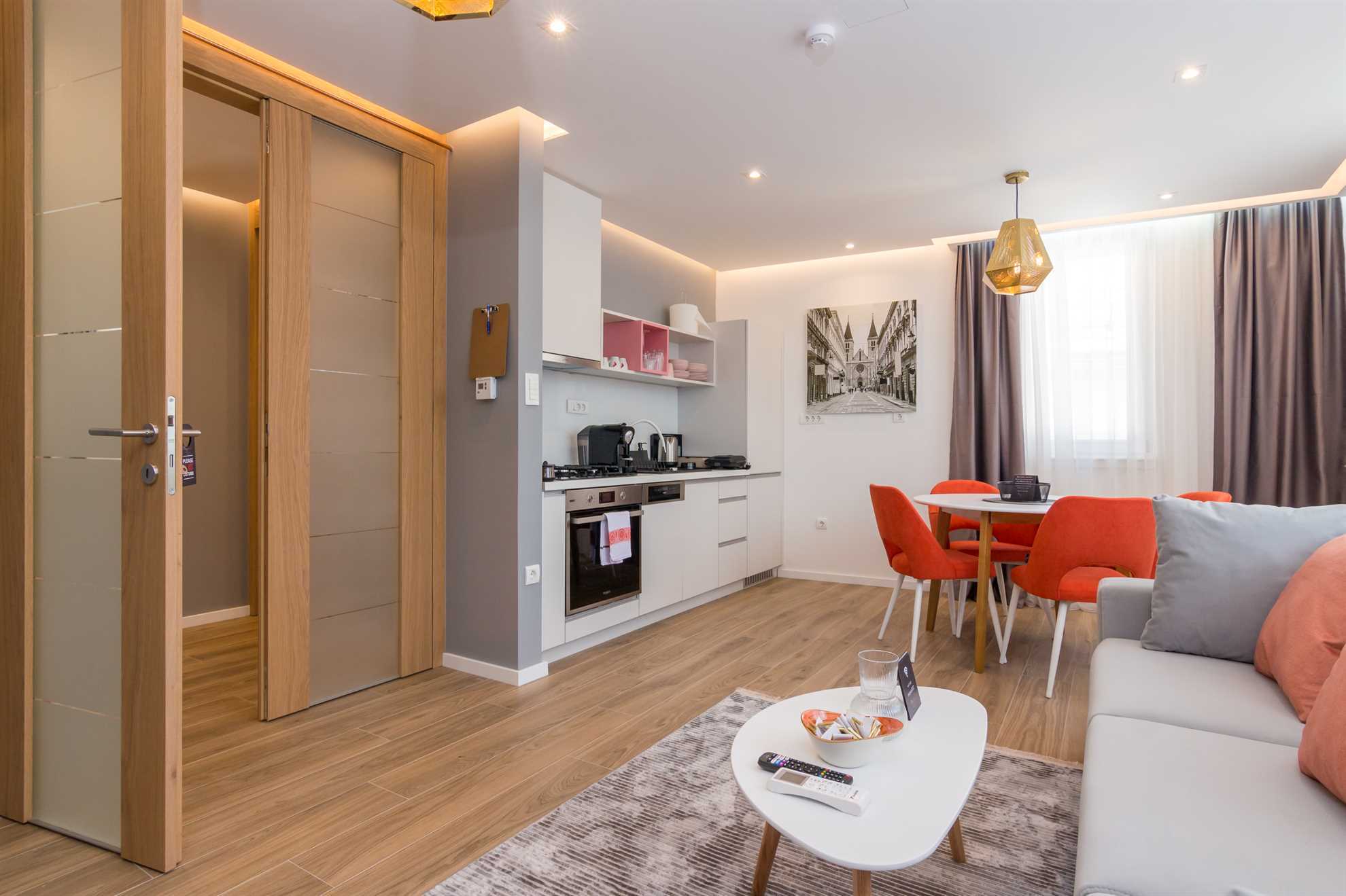 Minimalist Suite at Mayisa Apartments