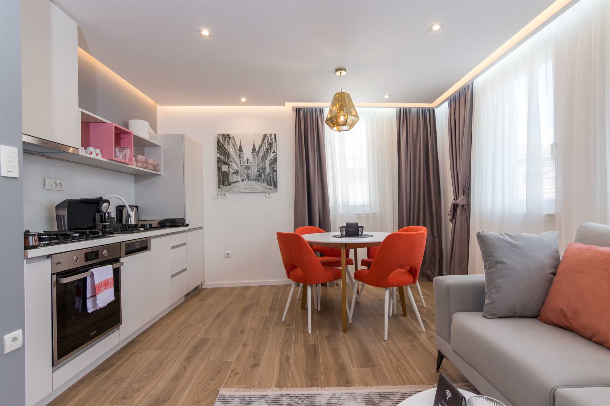 Minimalist Suite at Mayisa Apartments