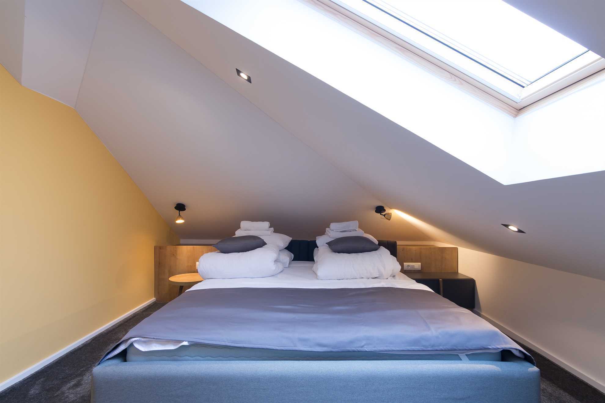 Cozy Suite at Mayisa Apartments