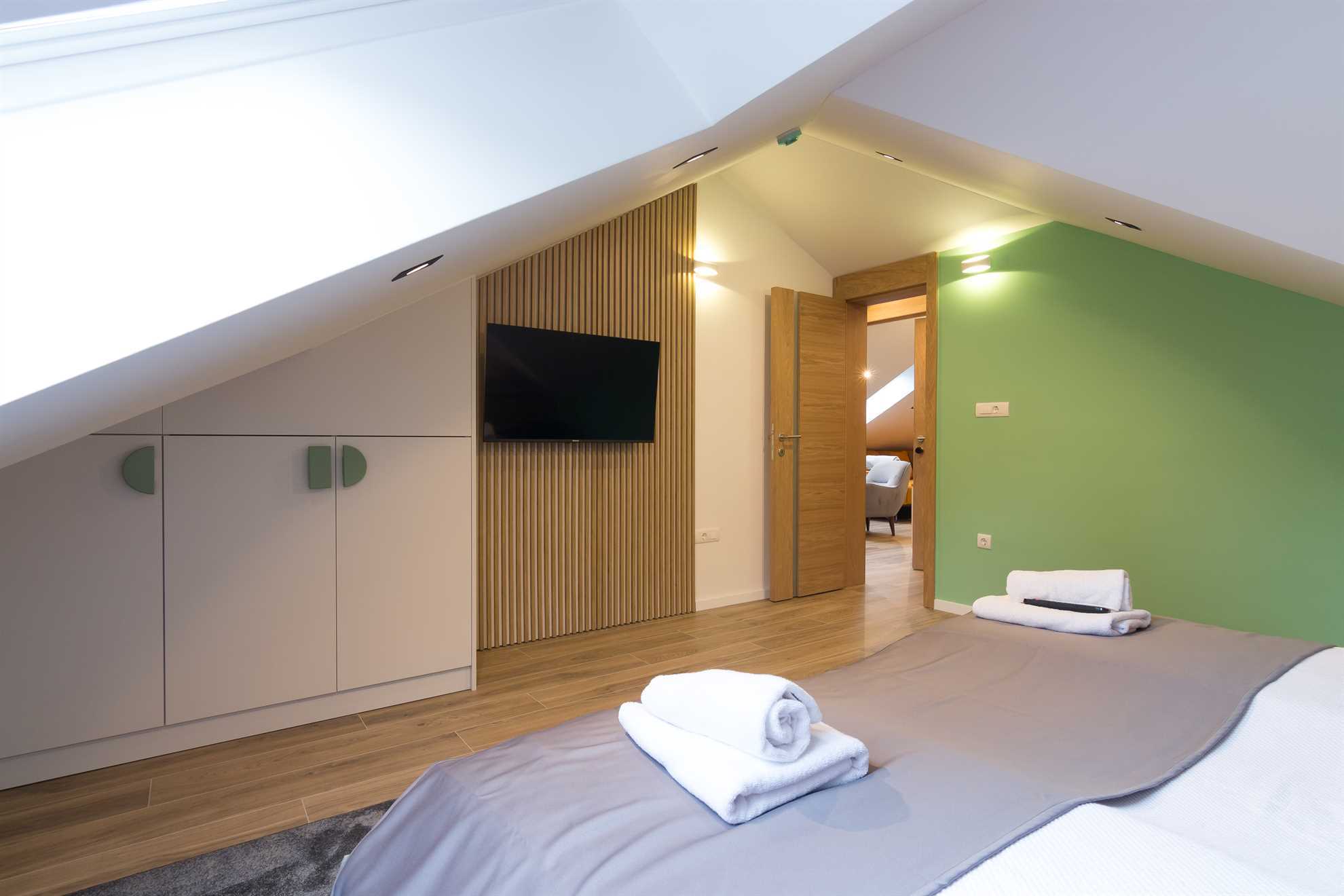 Cozy Suite at Mayisa Apartments
