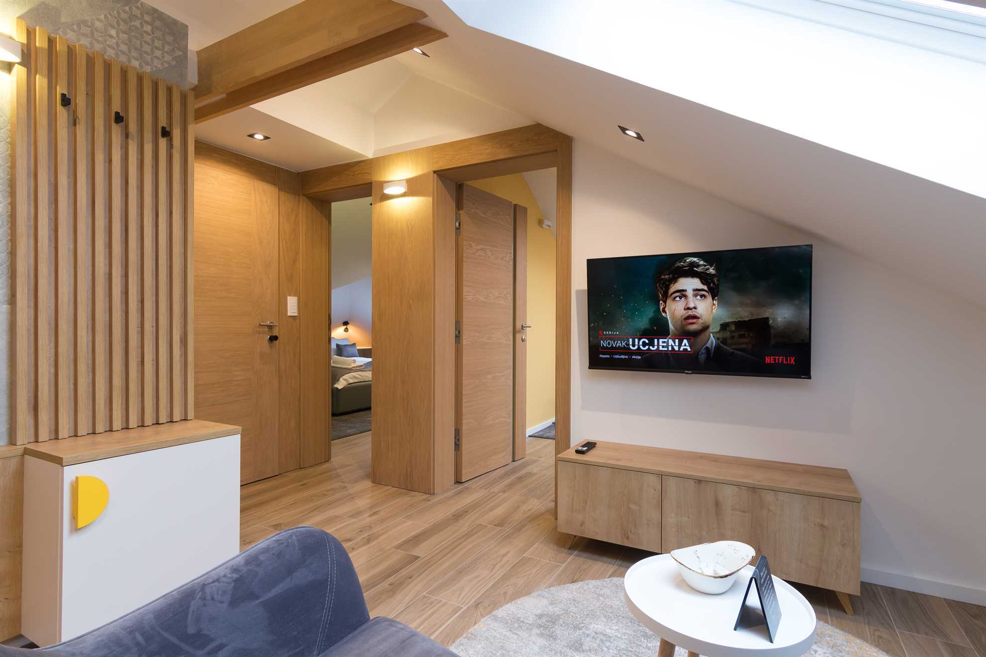 Cozy Suite at Mayisa Apartments