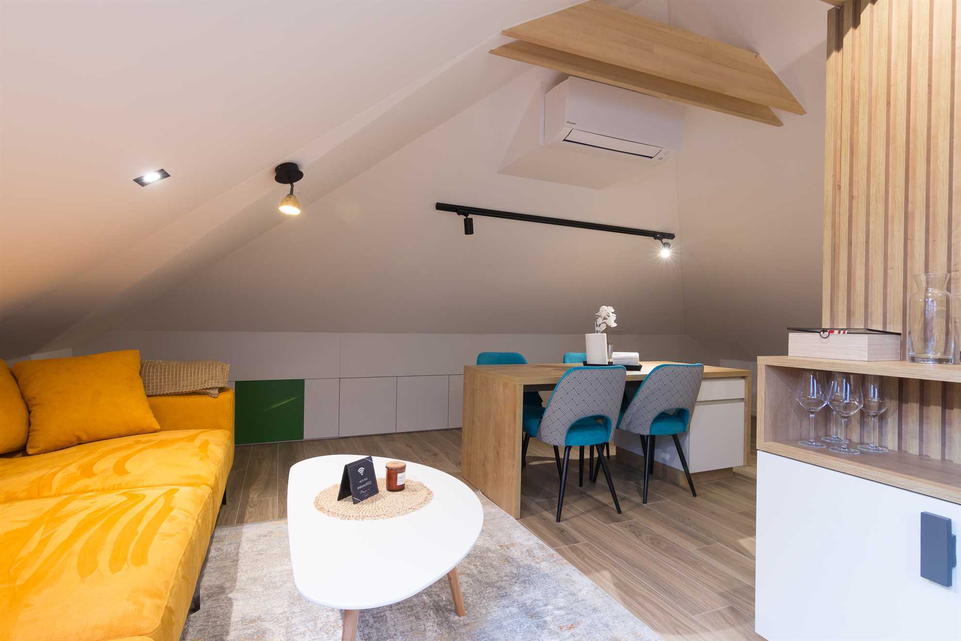 Cozy Suite at Mayisa Apartments