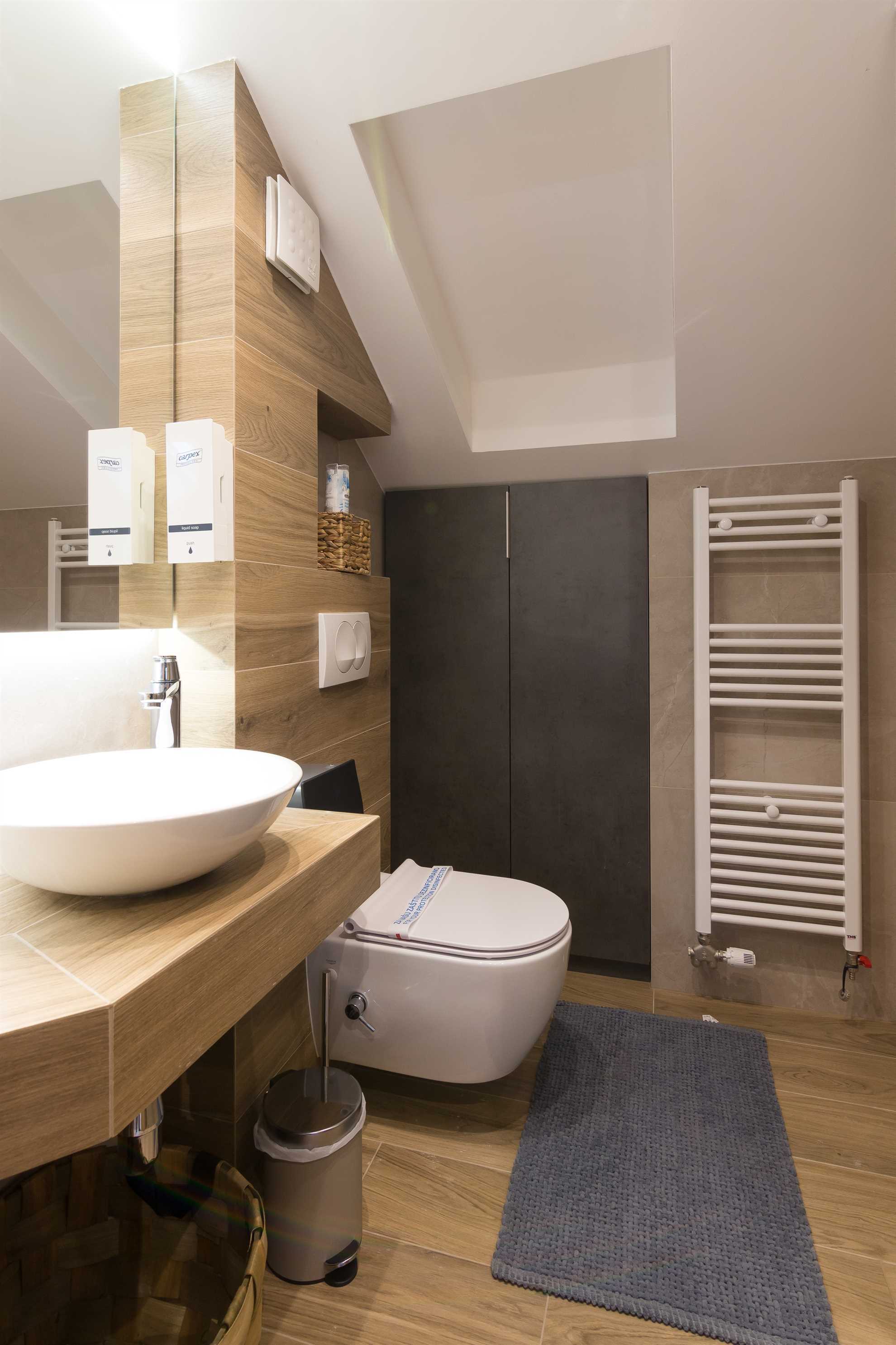 Cozy Suite at Mayisa Apartments