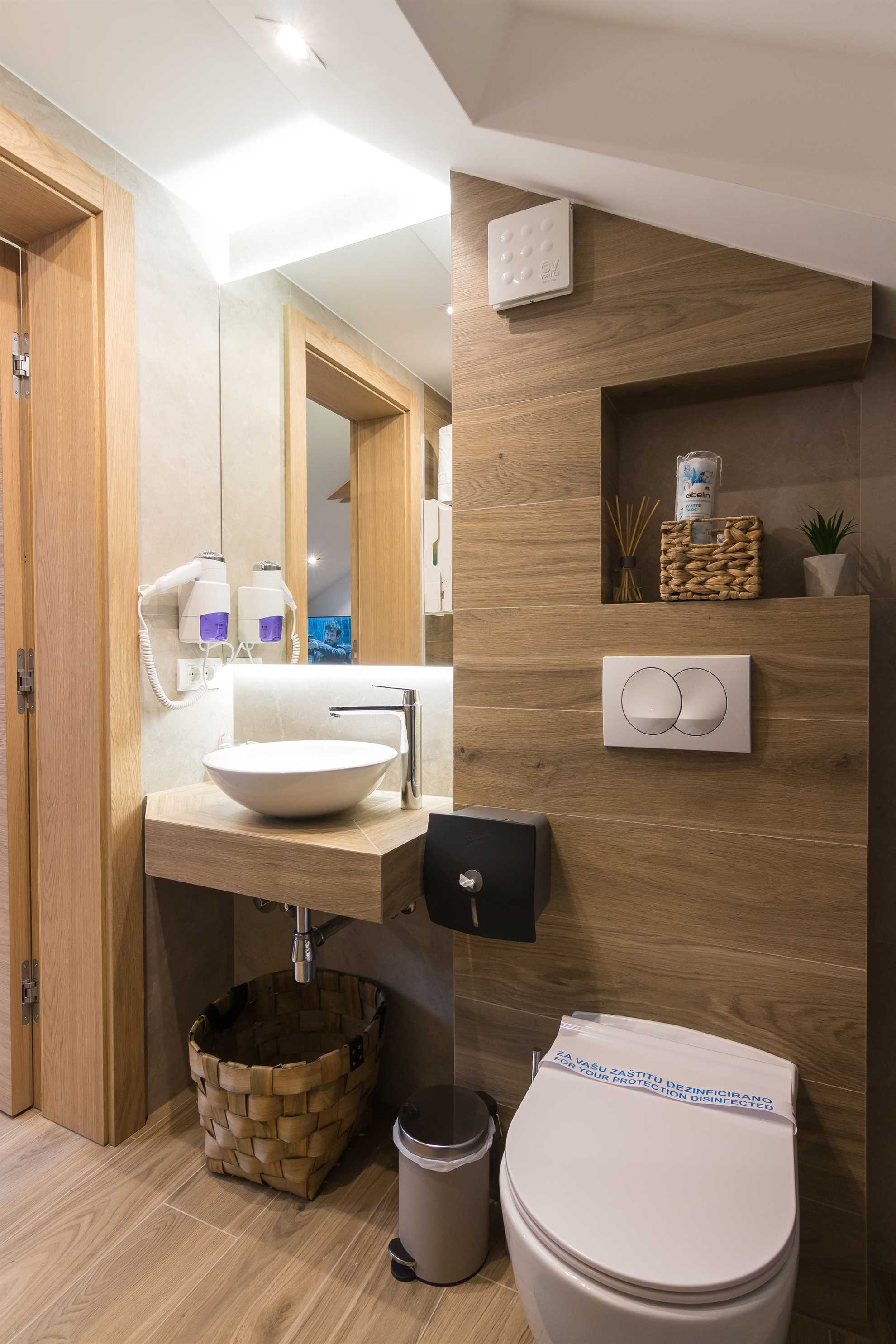 Cozy Suite at Mayisa Apartments