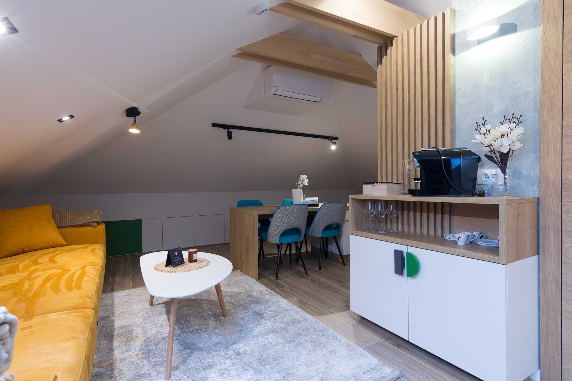 Cozy Suite at Mayisa Apartments