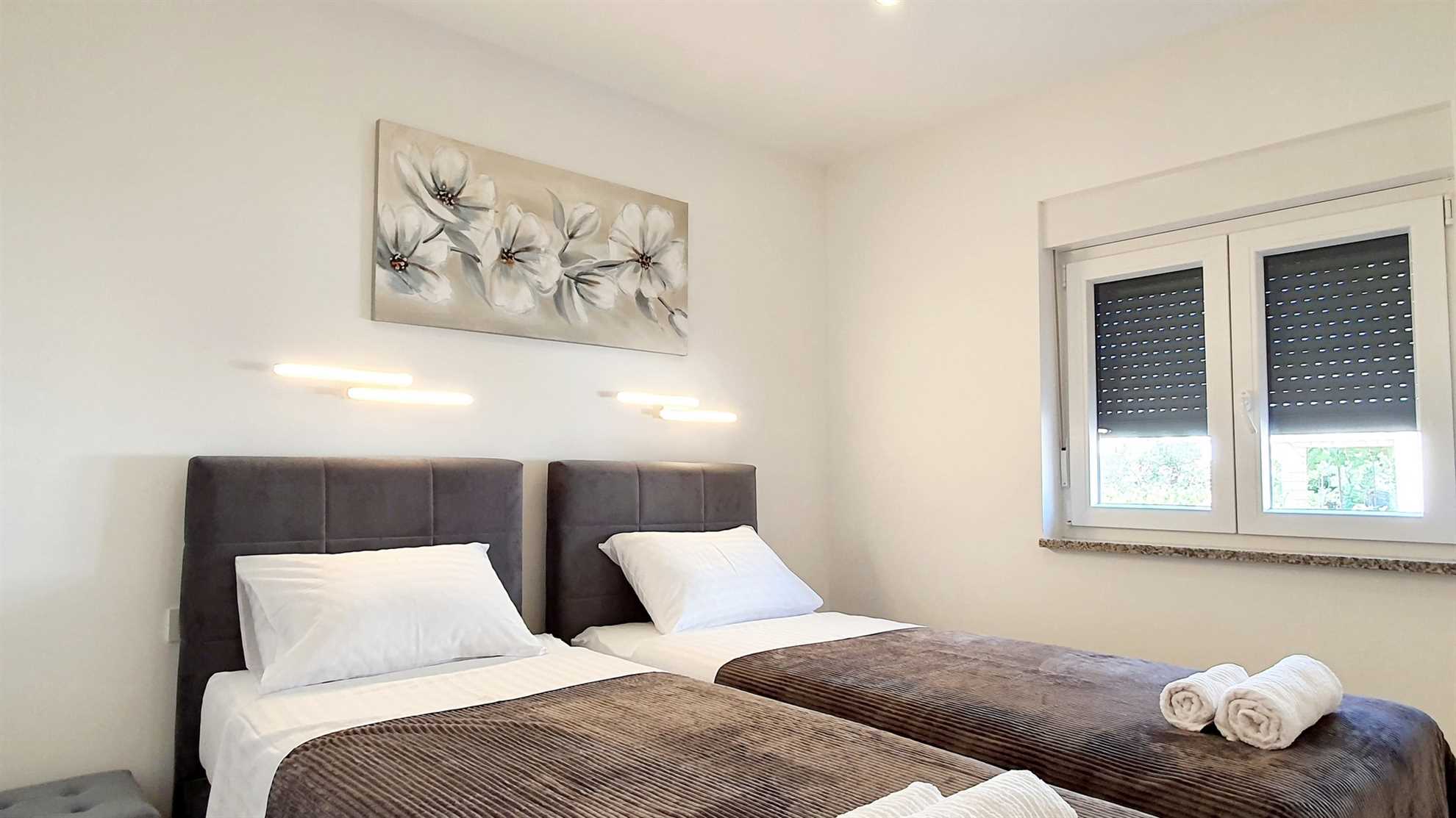 Apartment OKIT A1 - four bedroom apartment with pool and grill place, 150m from beach