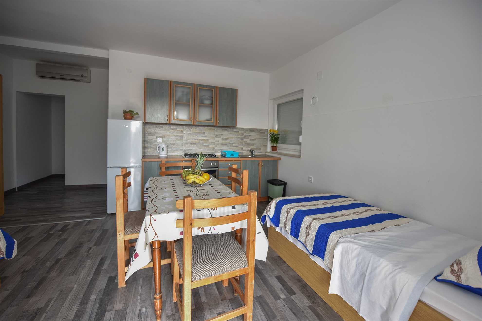 VALAPARTMANI  Stara Novalja, Otok Pag