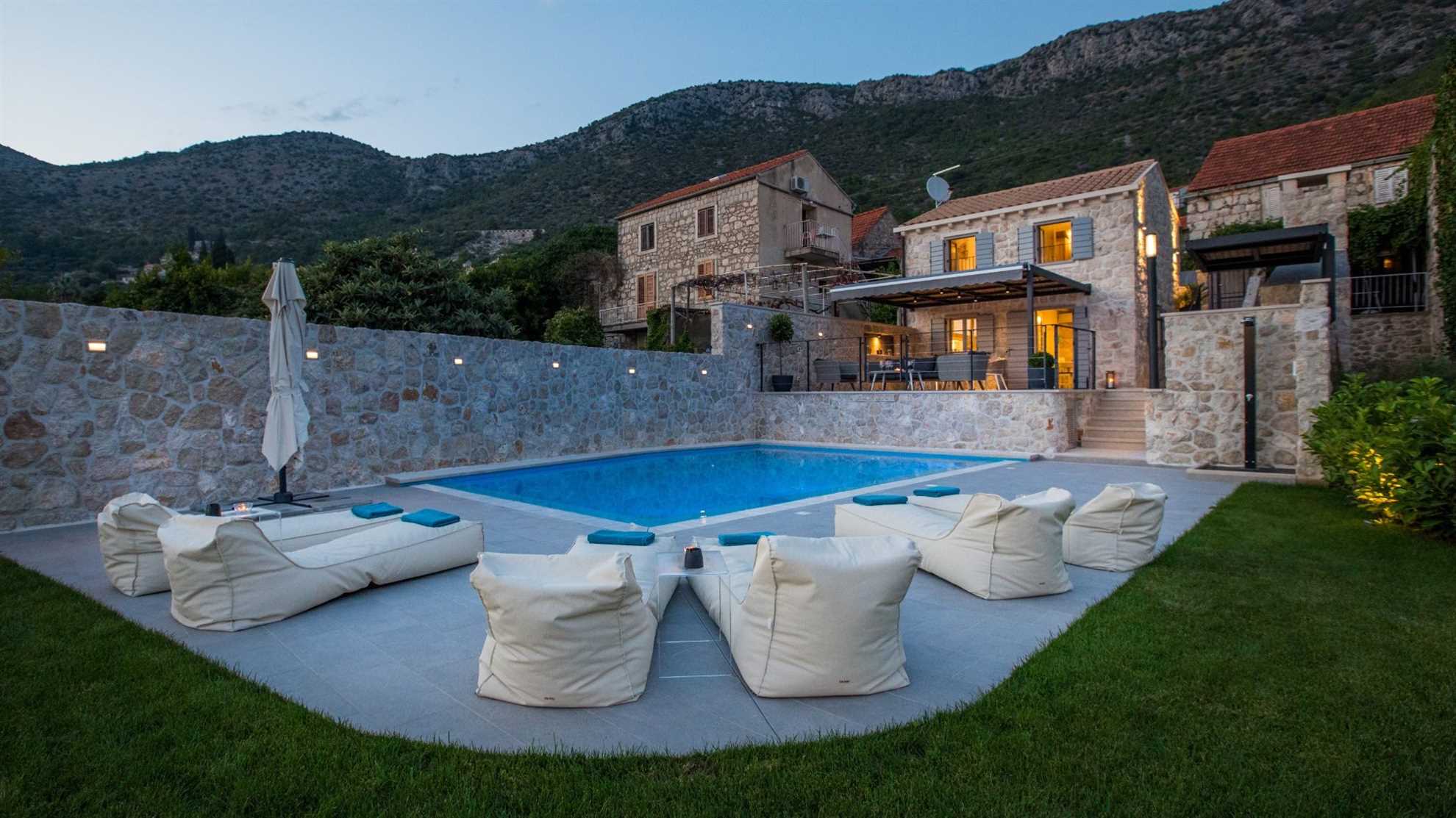 Villa Mariva | Brsecine Village