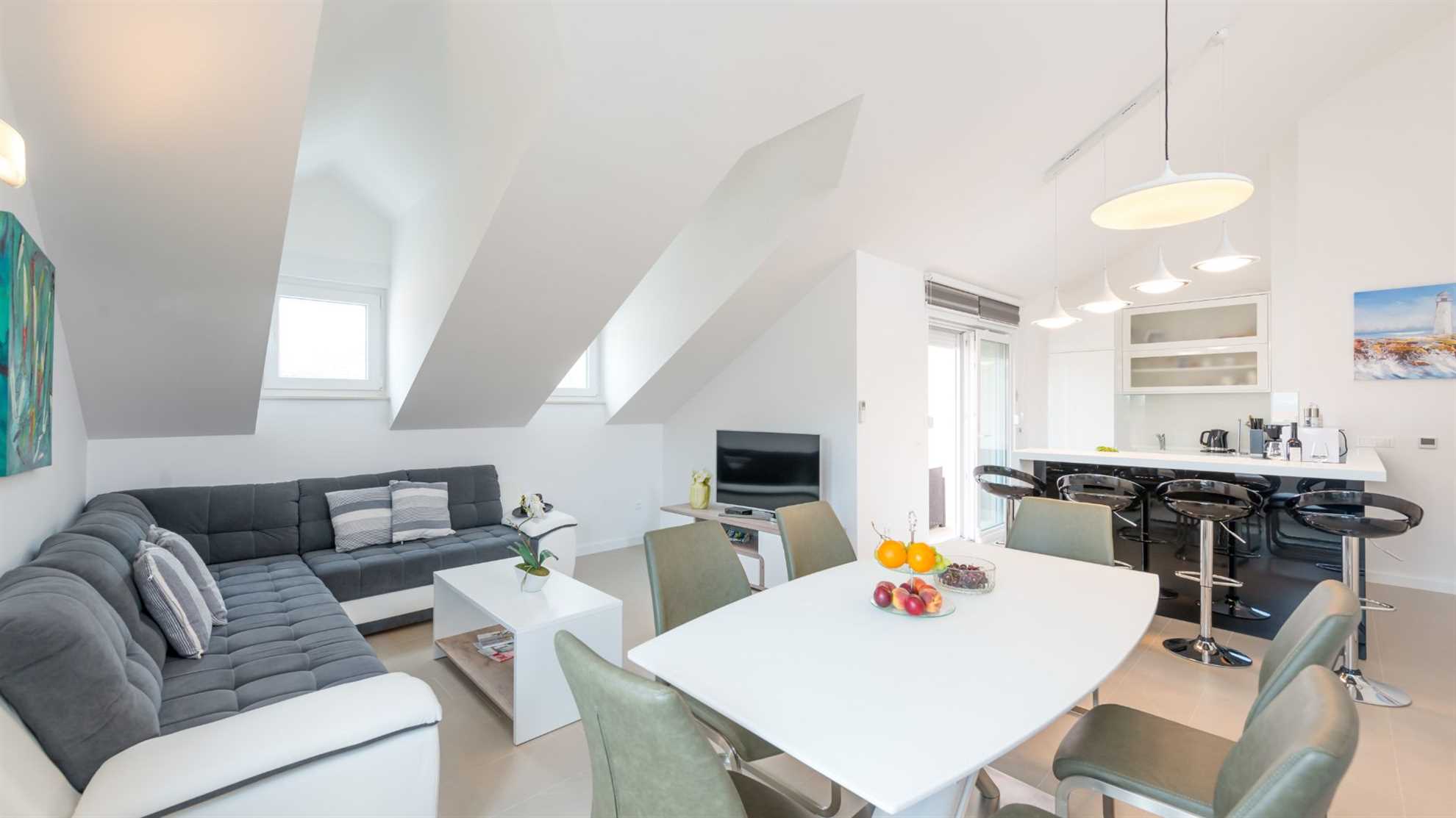 TopDeck | Three Bedroom