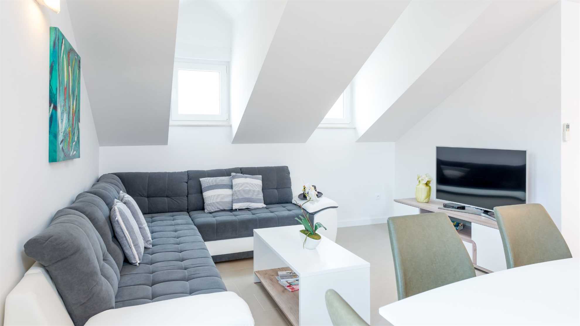 TopDeck | Three Bedroom