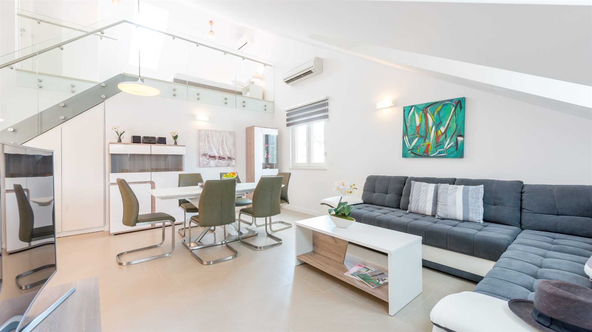 TopDeck | Three Bedroom