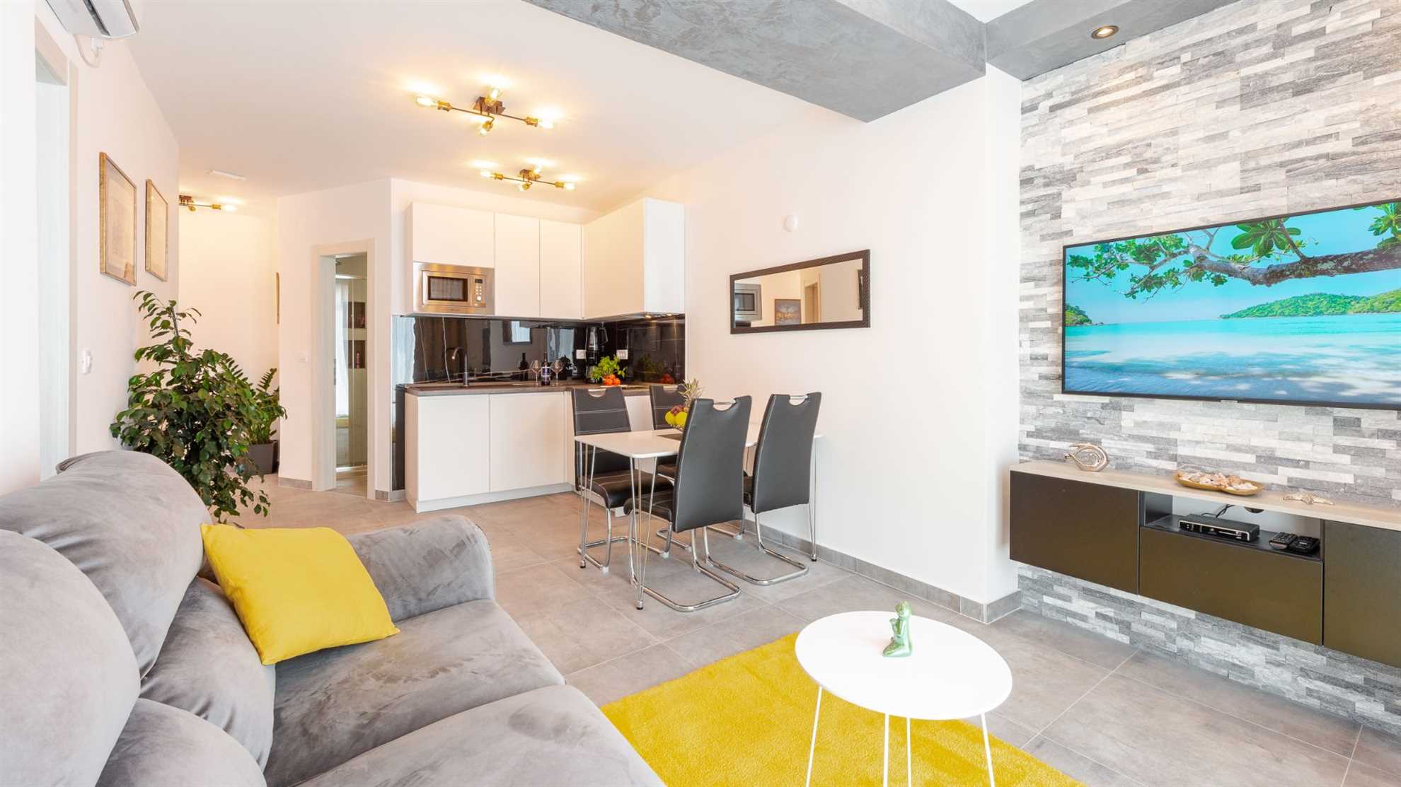Nia Superior | Two-Bedroom