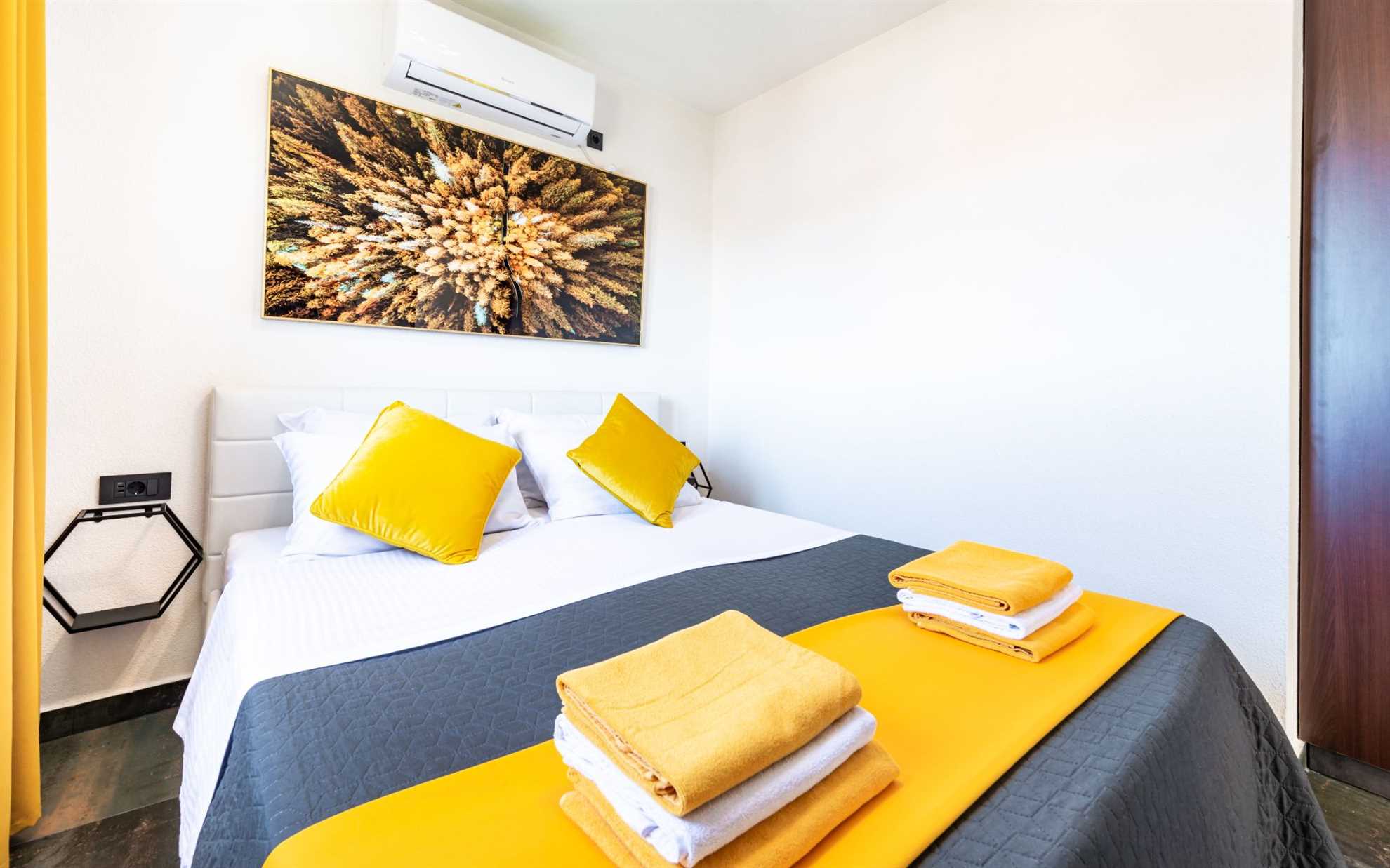 Nia Elegance | Sea View