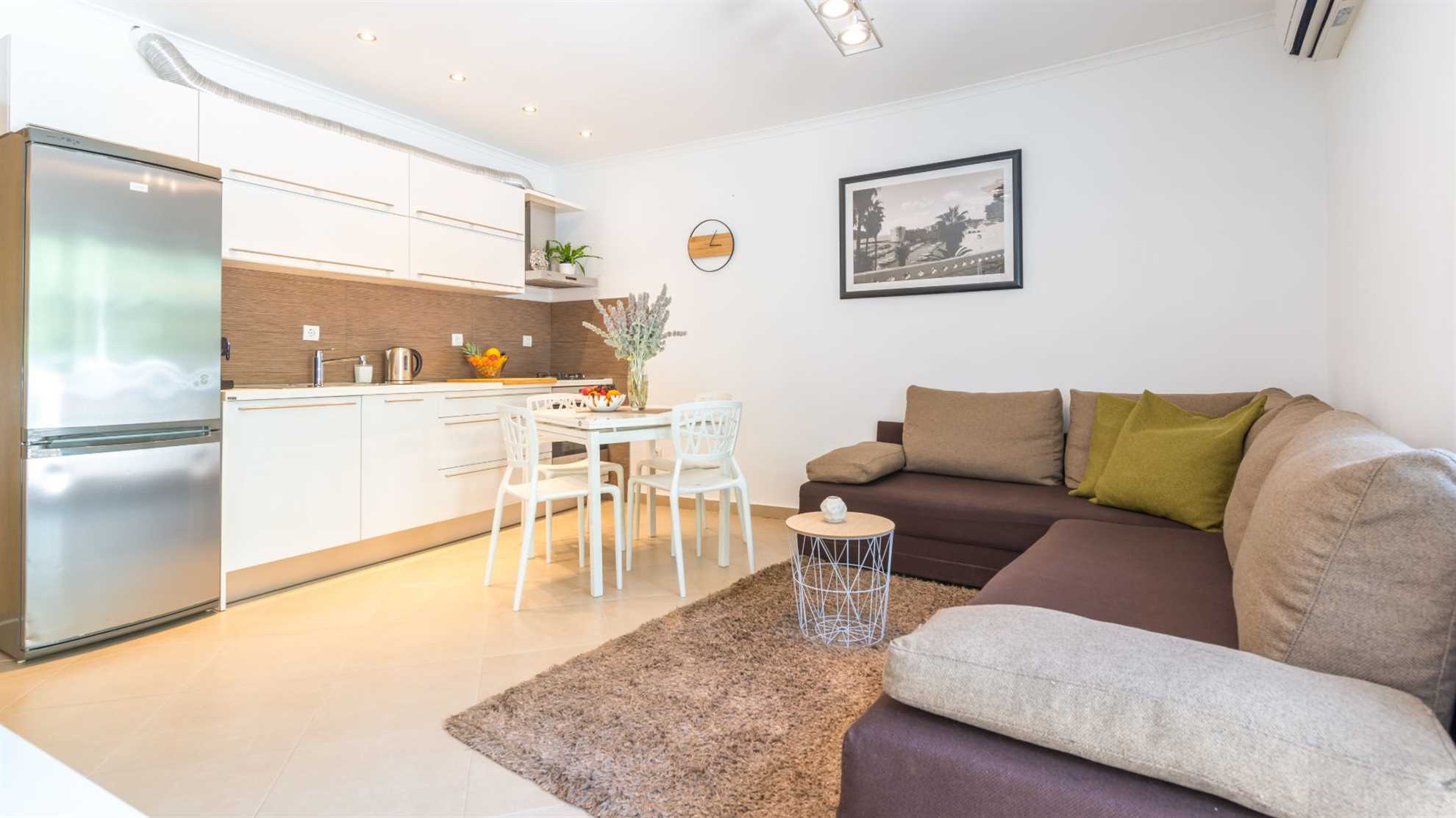 Petka Hill | Two Bedroom