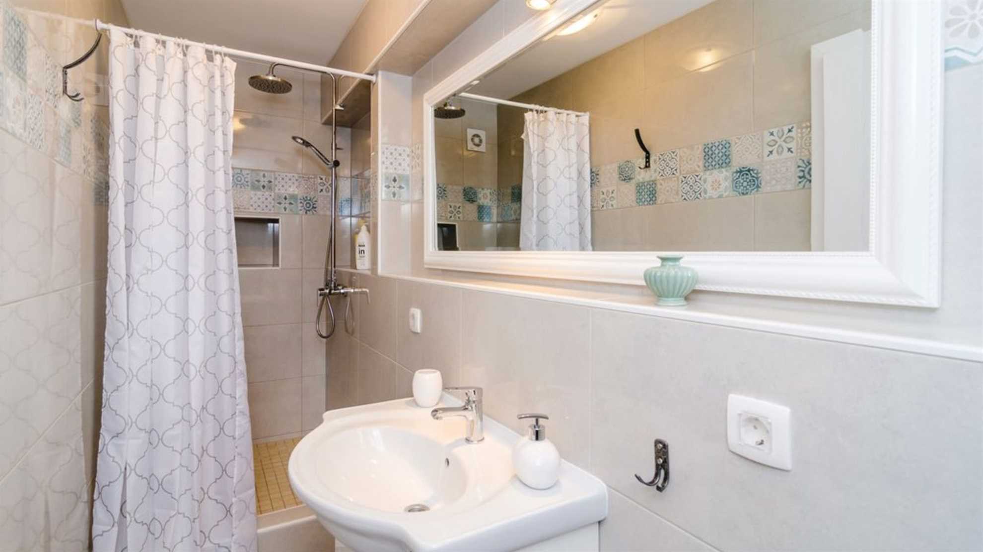 Villa Maestral | Brsecine Village