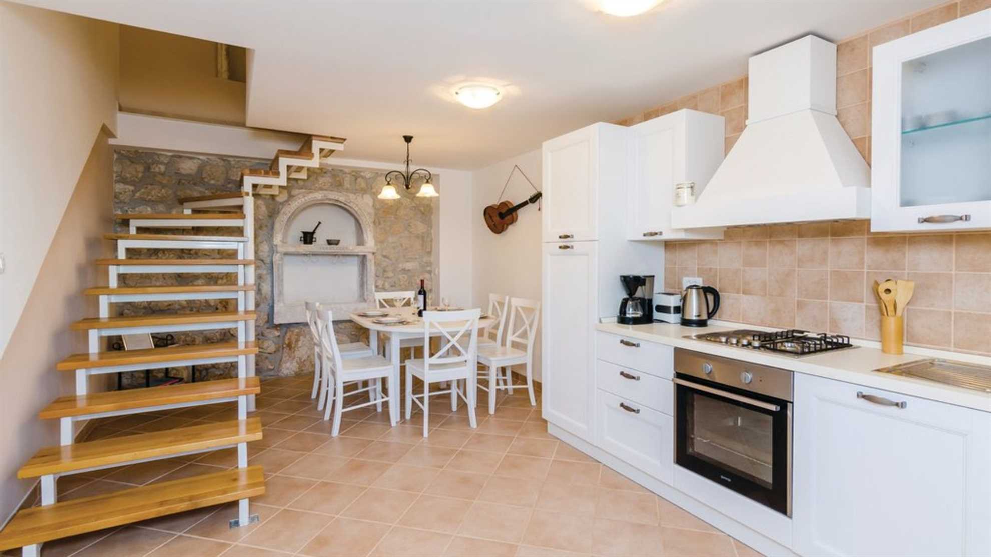 Villa Maestral | Brsecine Village