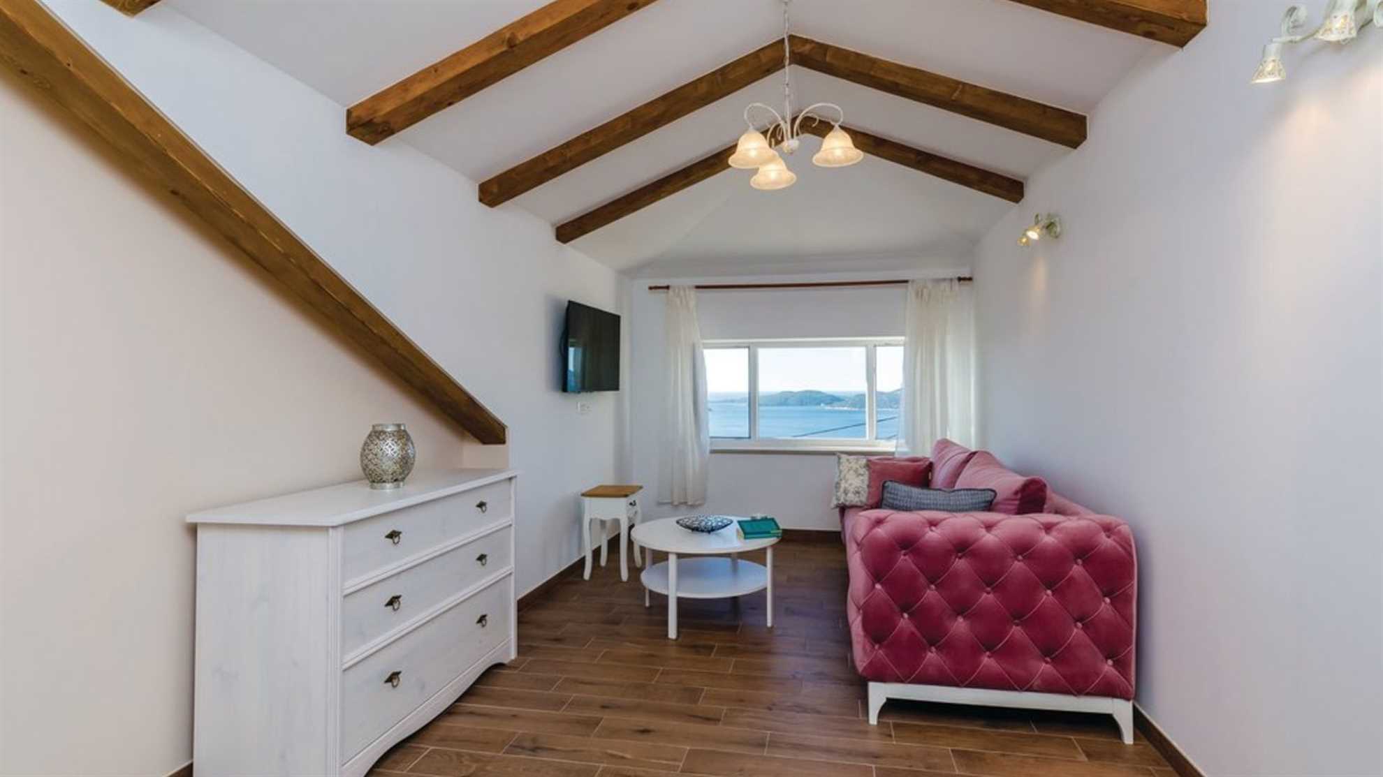 Villa Maestral | Brsecine Village
