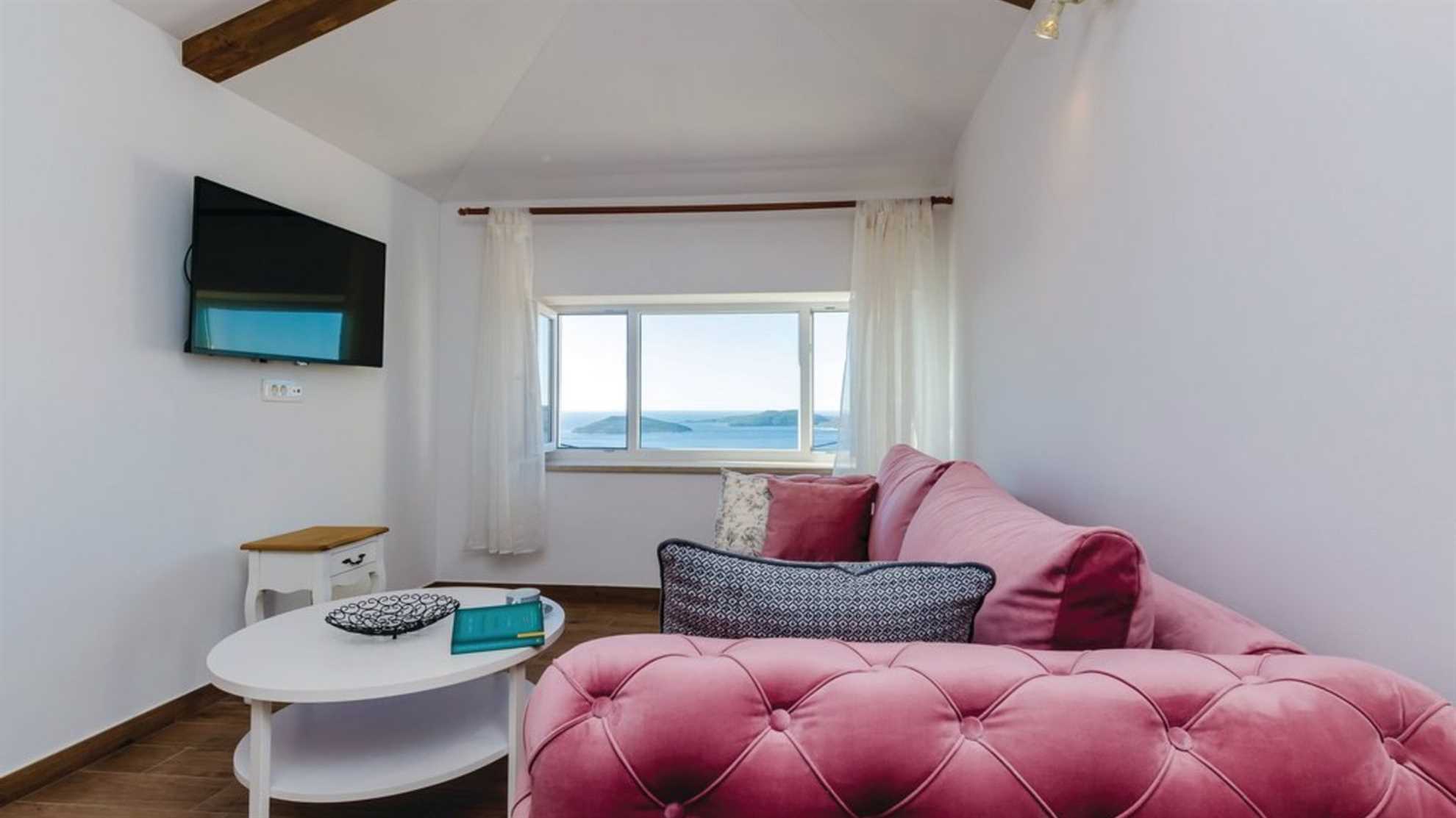 Villa Maestral | Brsecine Village
