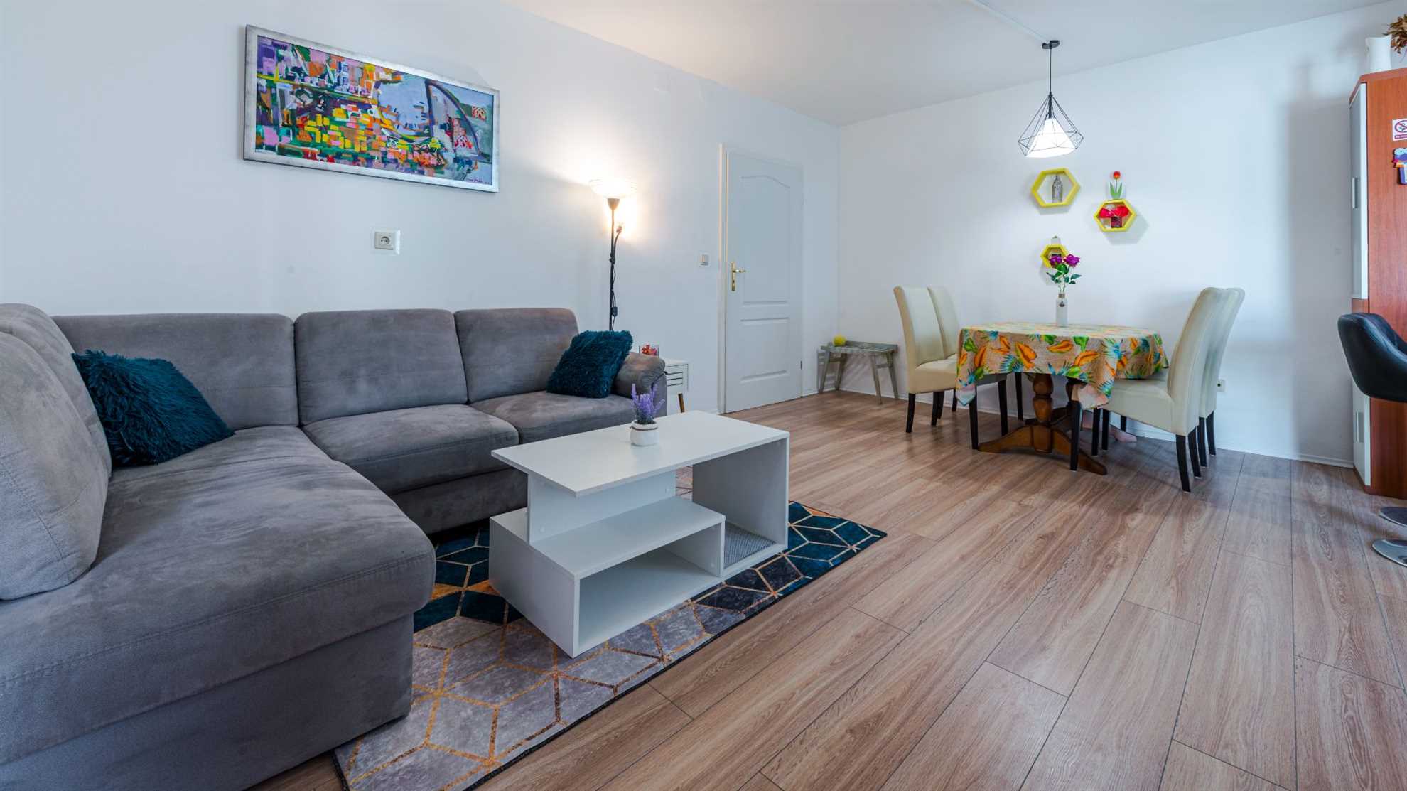 Apartment Nika | Parking