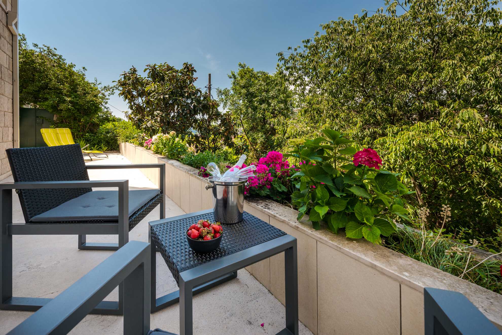 Sunset Premium Residence 4