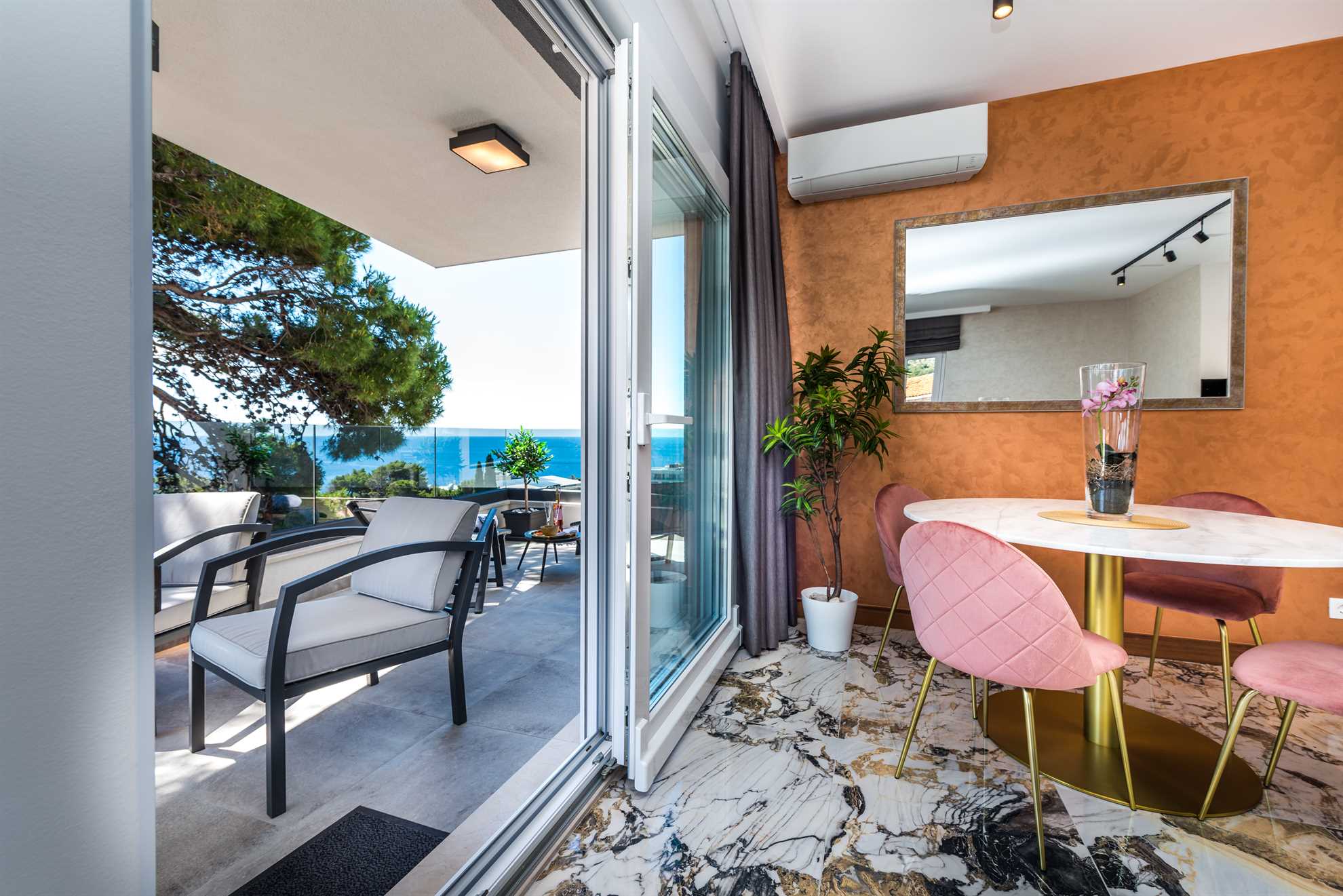 Deluxe Marangun | SeaView