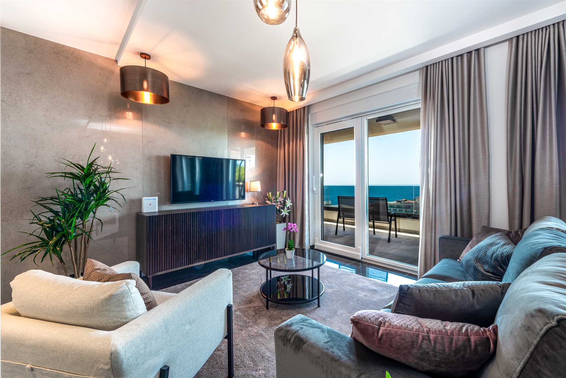 Superior Marangun | SeaView