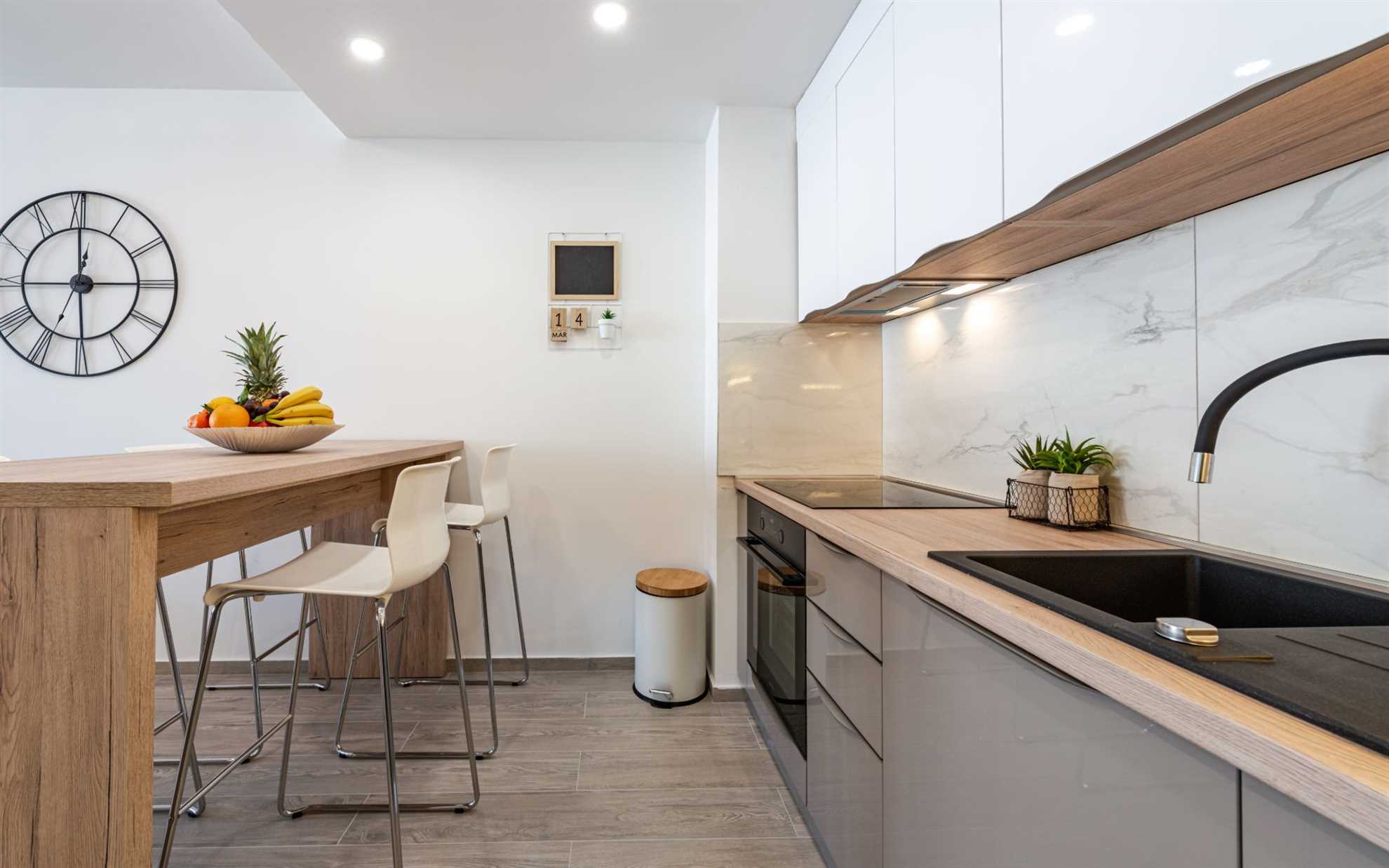 Apartment Gold