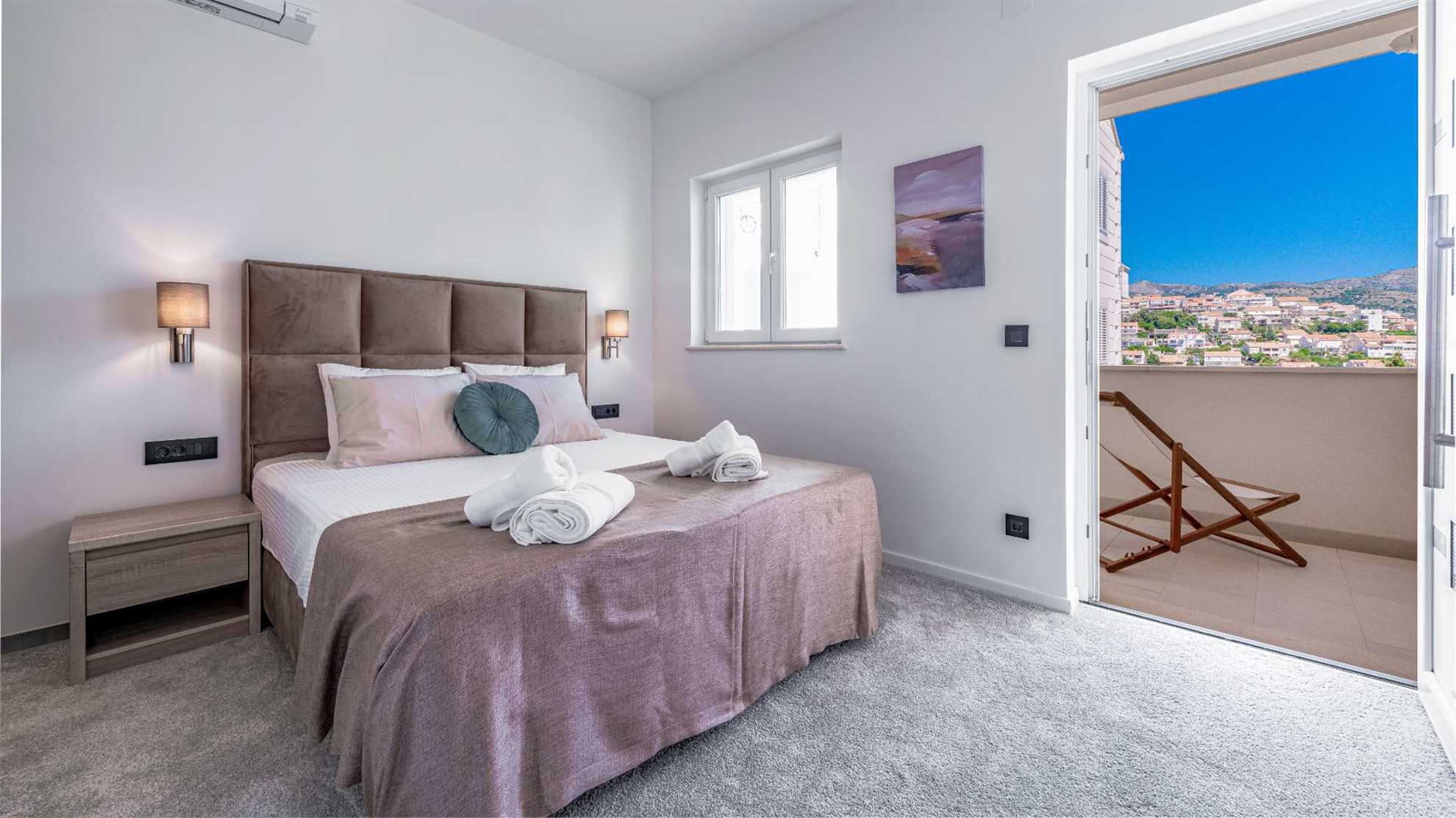 Sunset Premium Residence 1