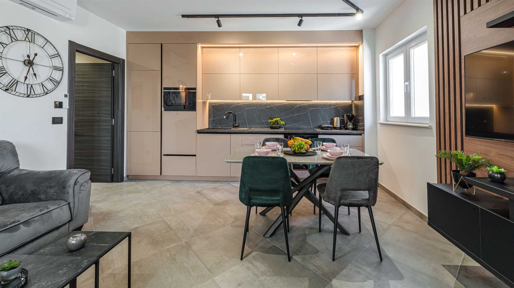 Sunset Premium Residence 1