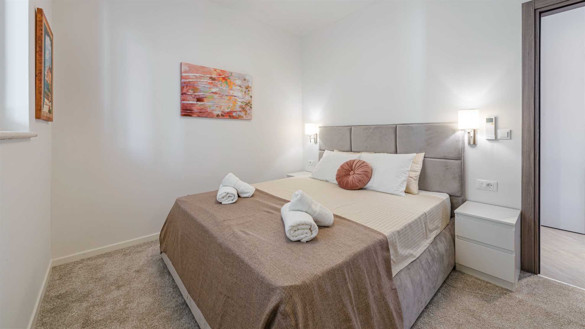 Sunset Premium Residence 3