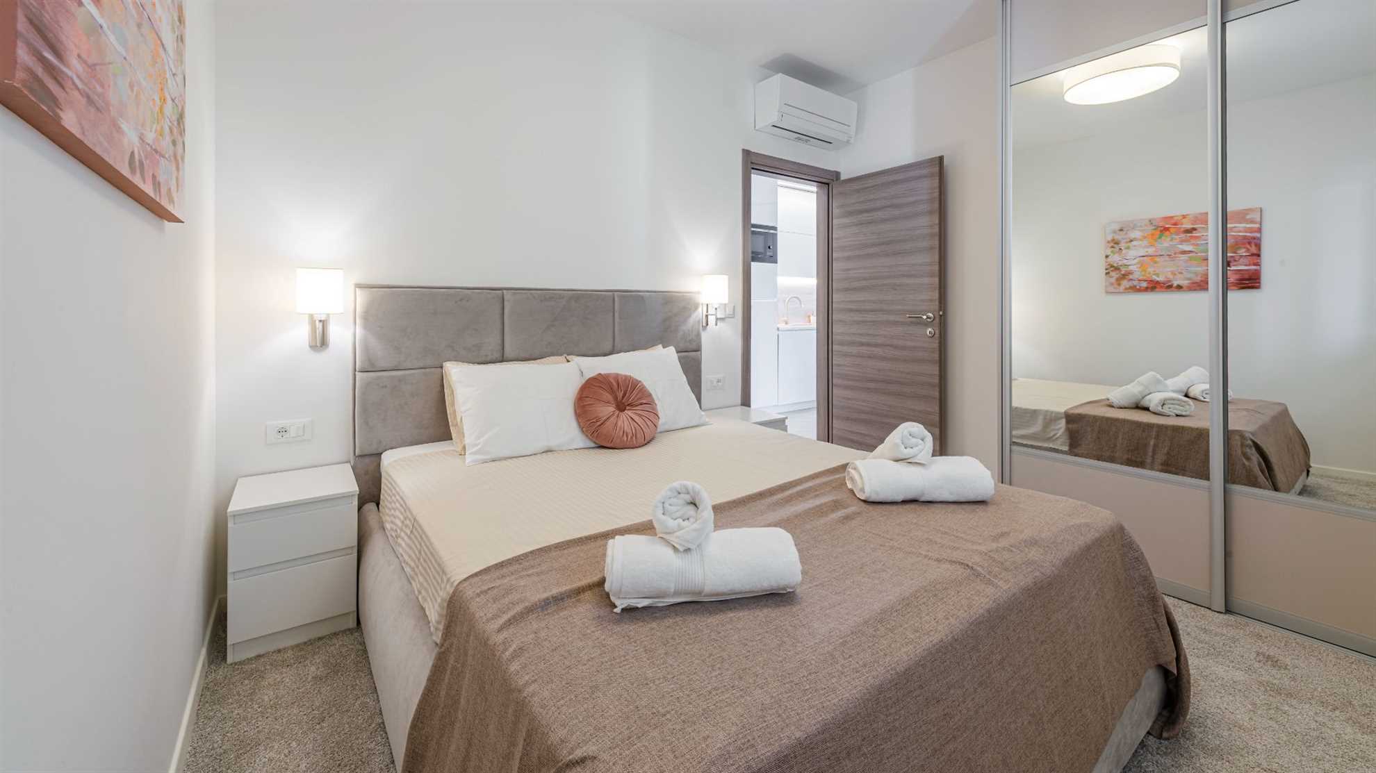 Sunset Premium Residence 3